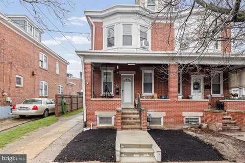 Townhouse For Sale - 210 Dayton Street<br/> TRENTON, NJ 08610