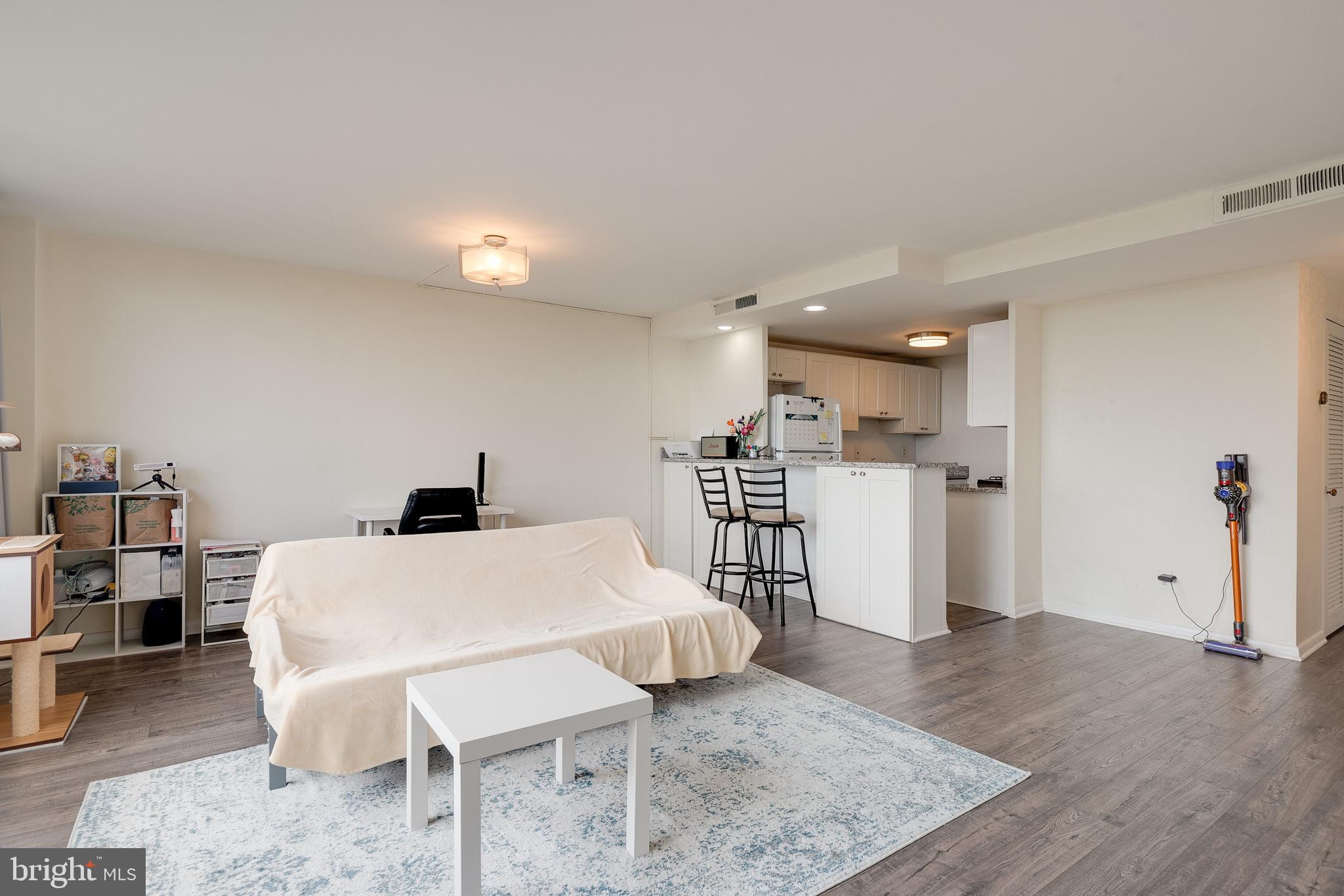 4600 DUKE - Residential