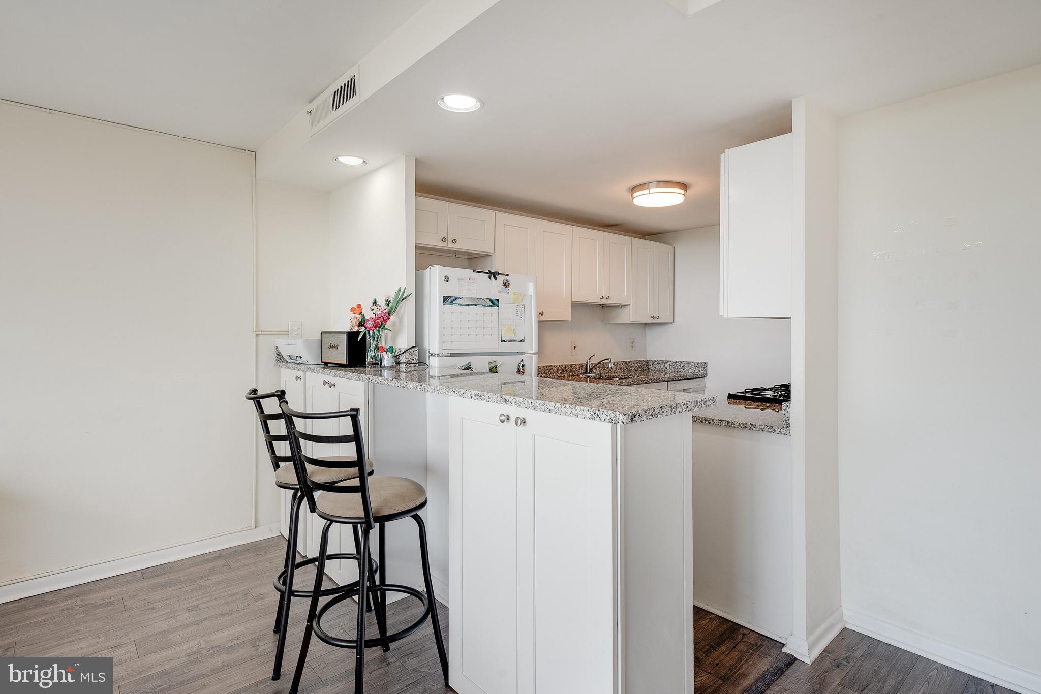 4600 DUKE - Residential