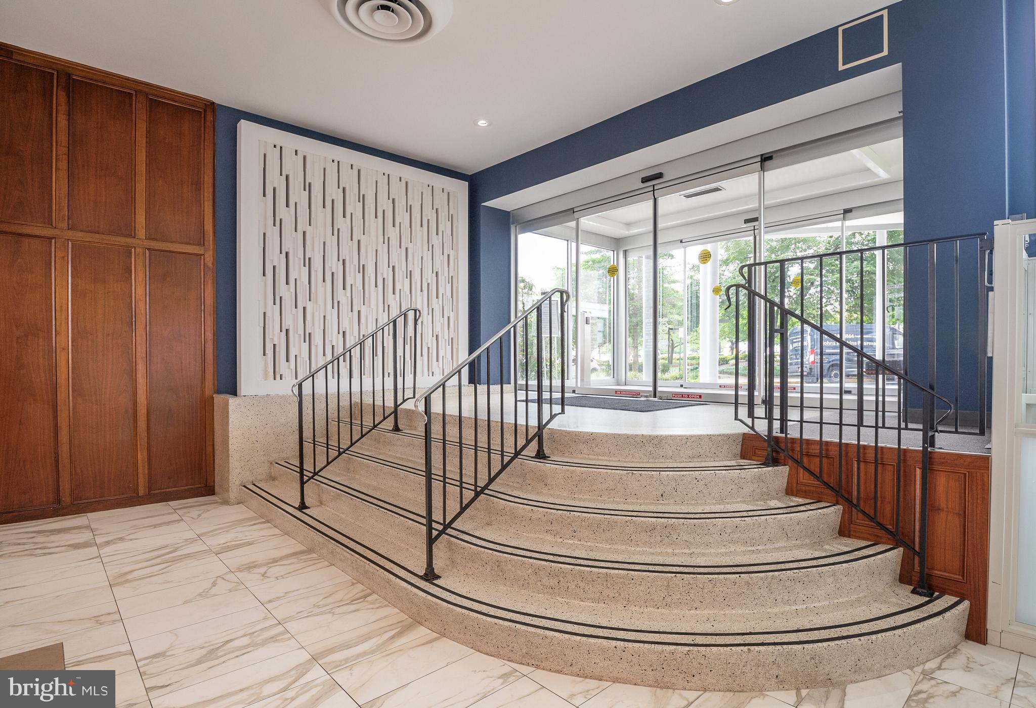 4600 DUKE - Residential