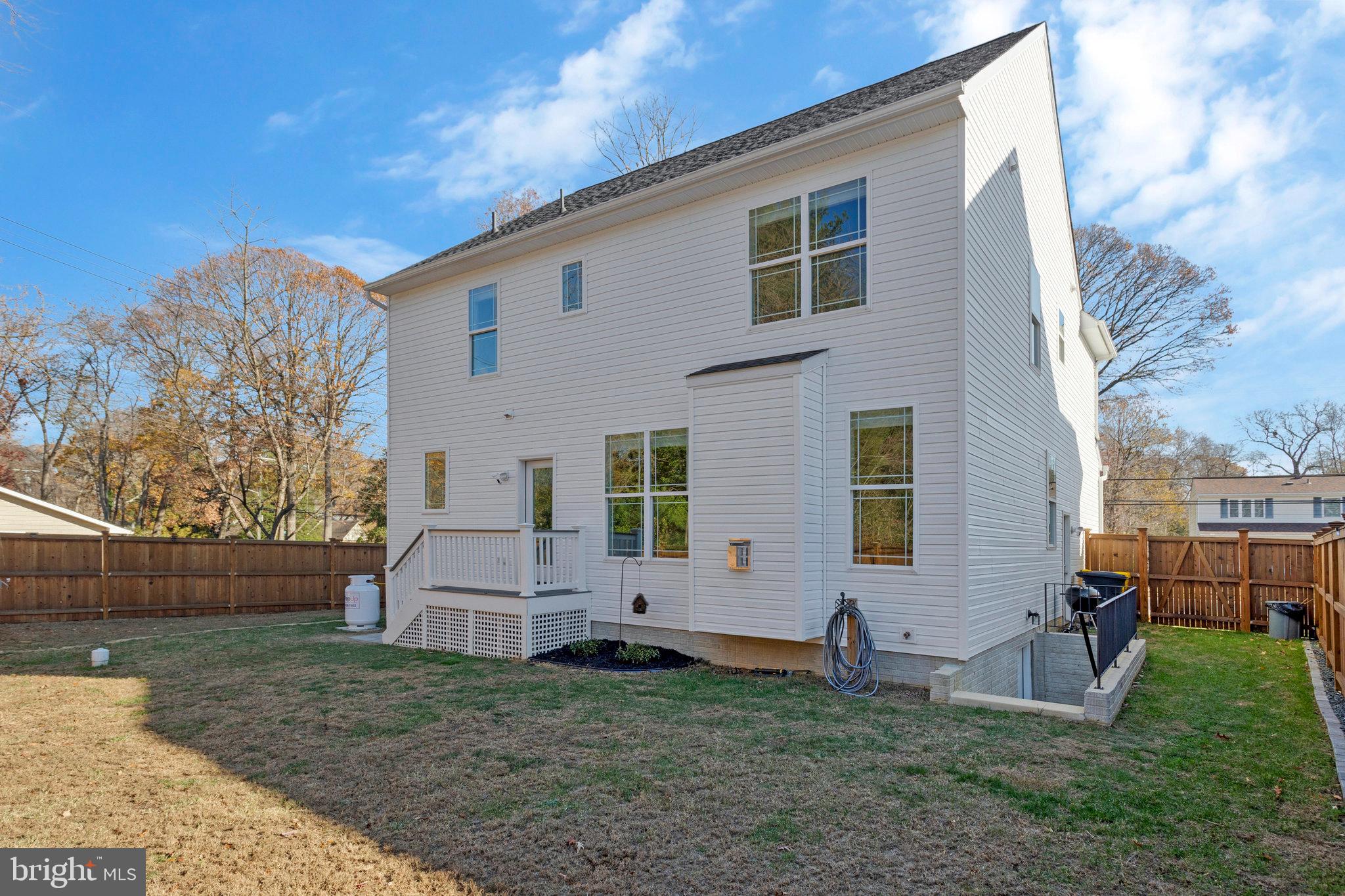 MANHATTAN BEACH - Residential