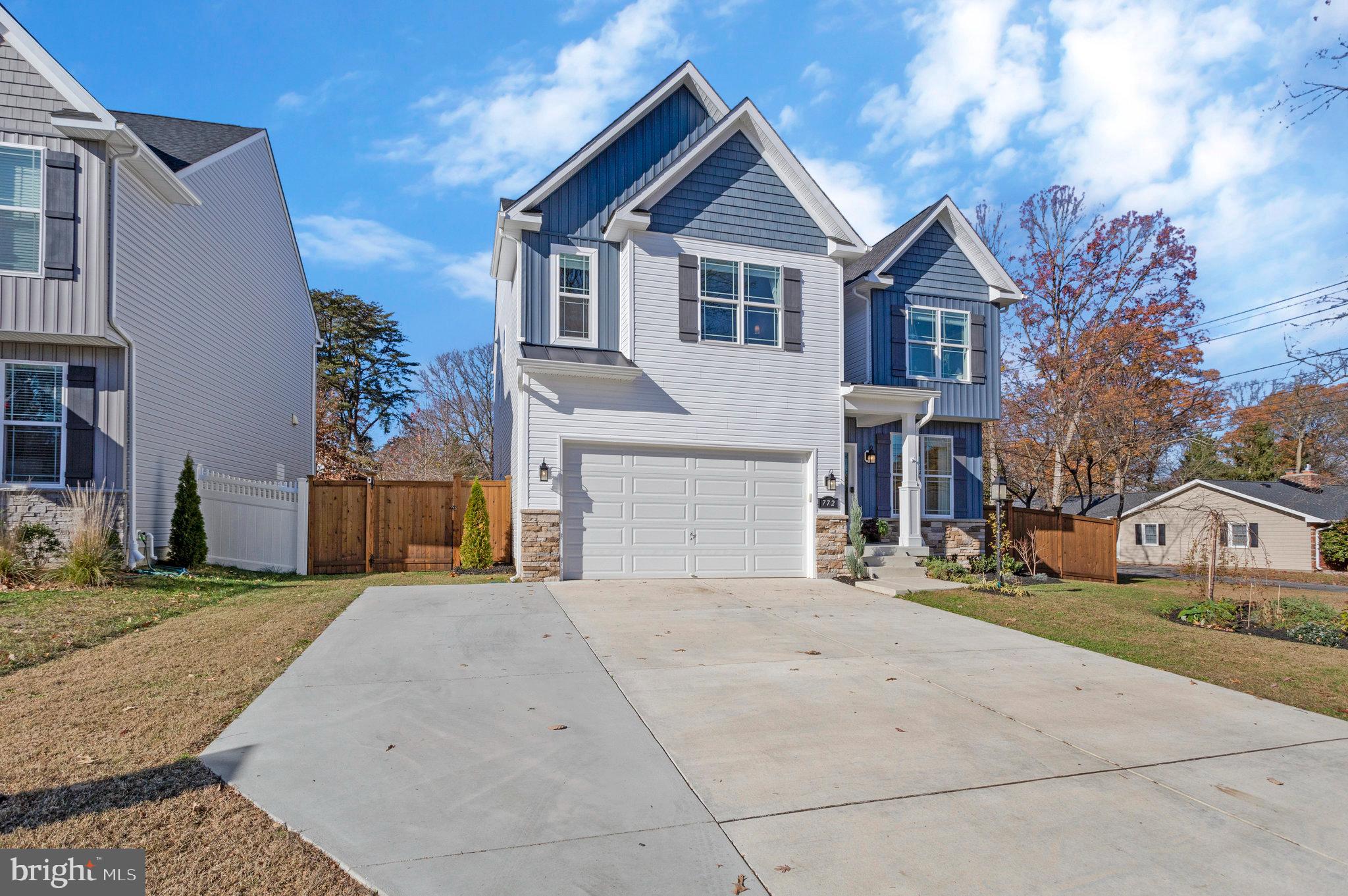 MANHATTAN BEACH - Residential