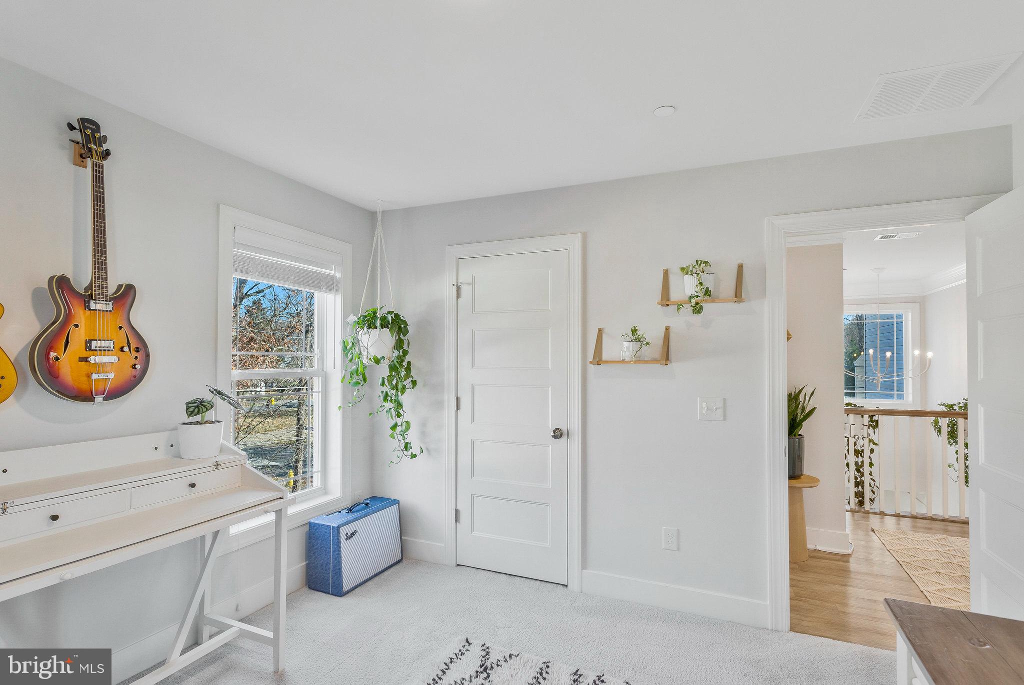 MANHATTAN BEACH - Residential