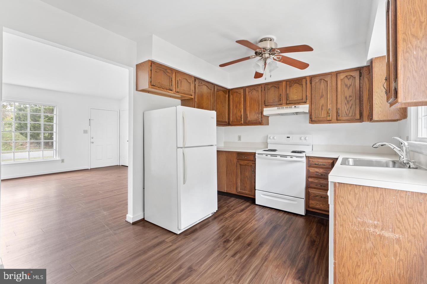 MILL GARDEN - Residential Lease