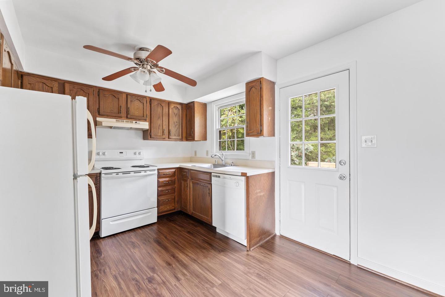 MILL GARDEN - Residential Lease