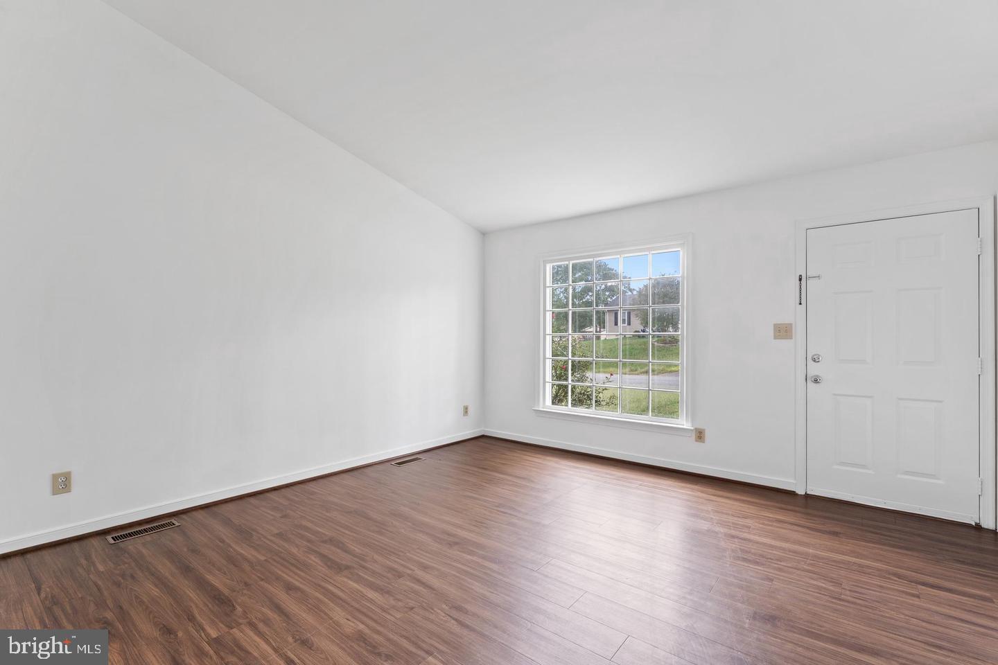 MILL GARDEN - Residential Lease