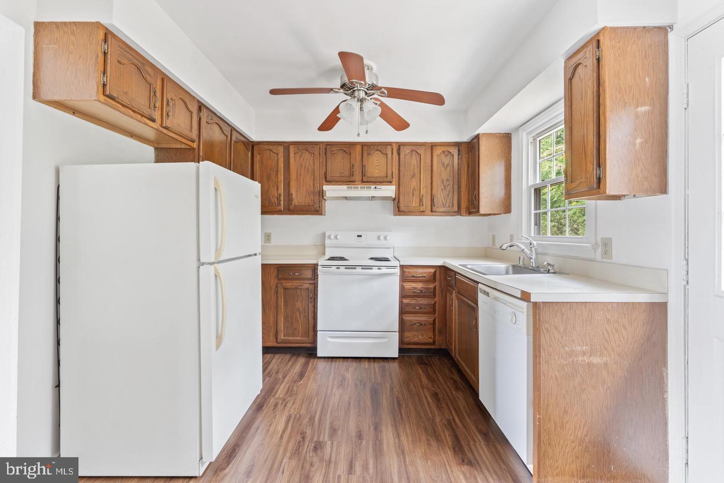 MILL GARDEN - Residential Lease