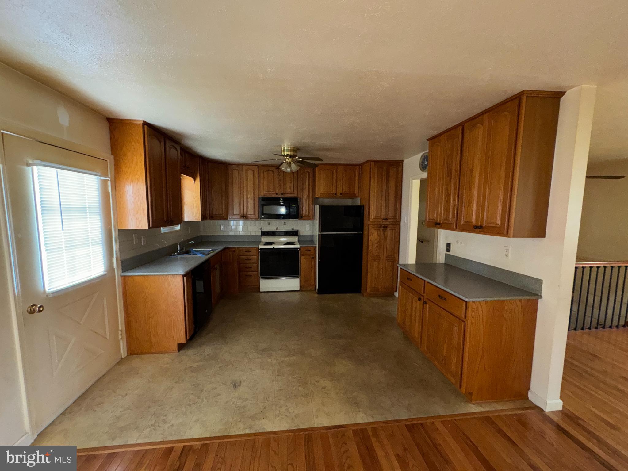 BRADDOCK ESTATES - Residential