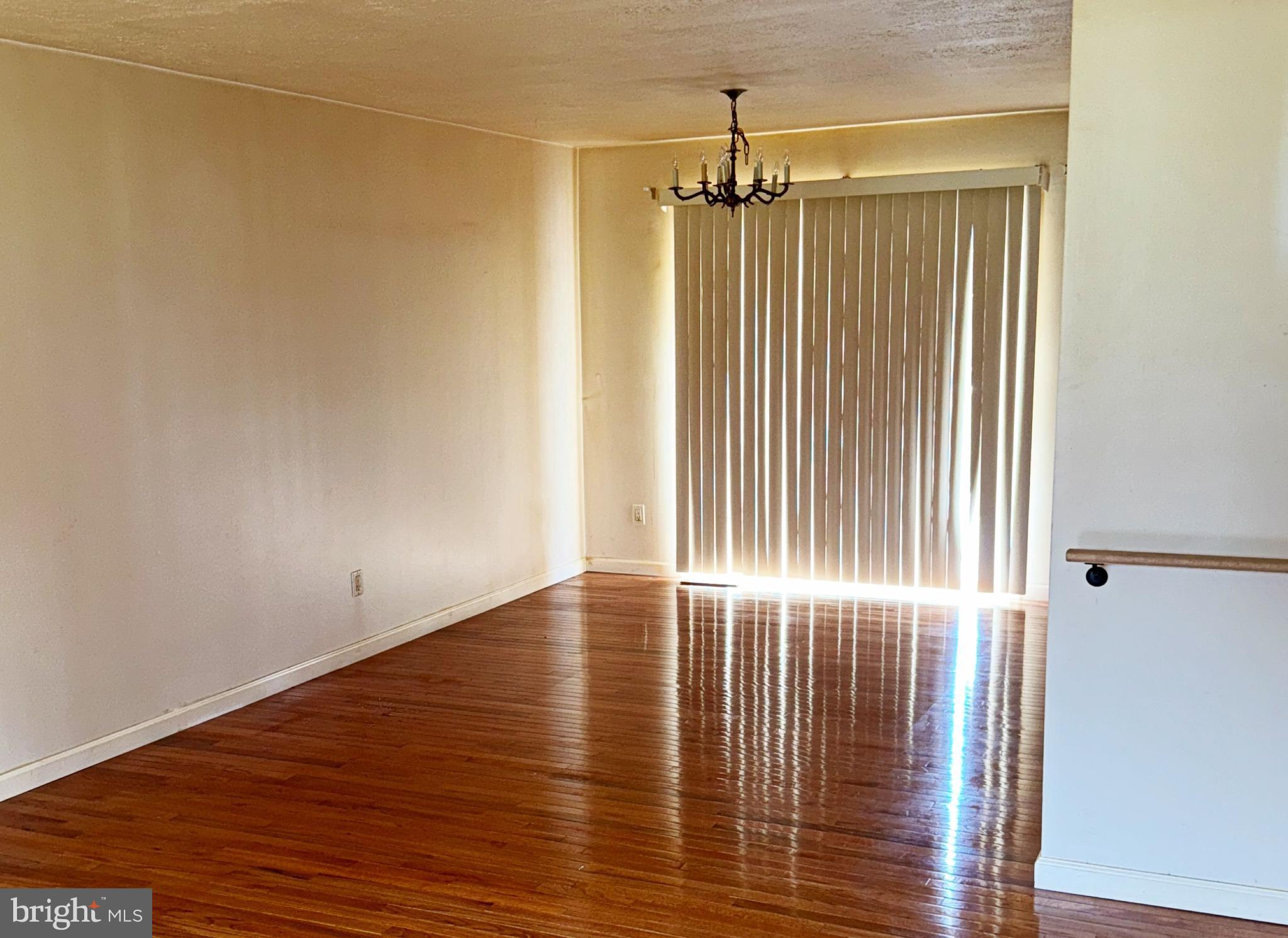 BRADDOCK ESTATES - Residential