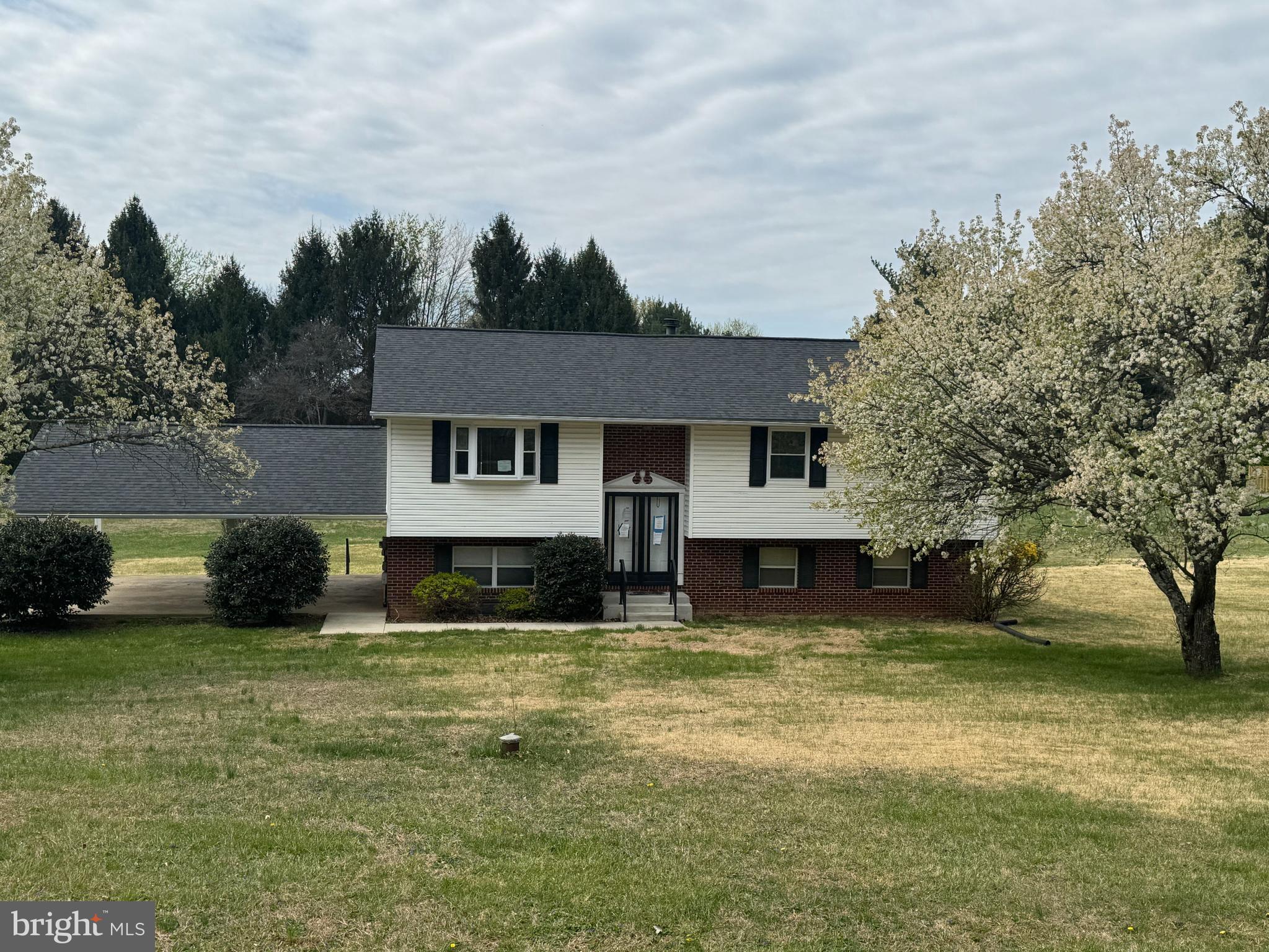 BRADDOCK ESTATES - Residential