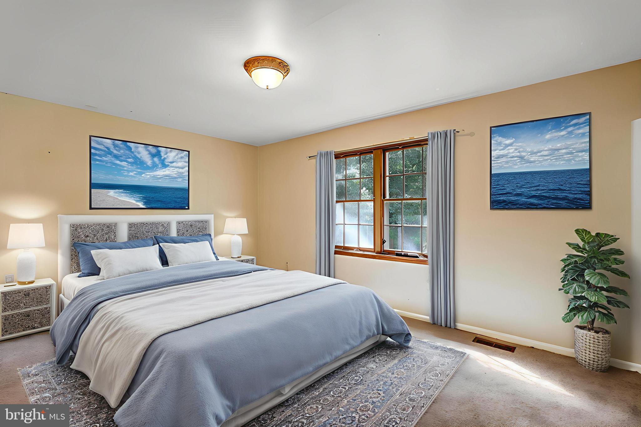 SWAN LAKE - Residential