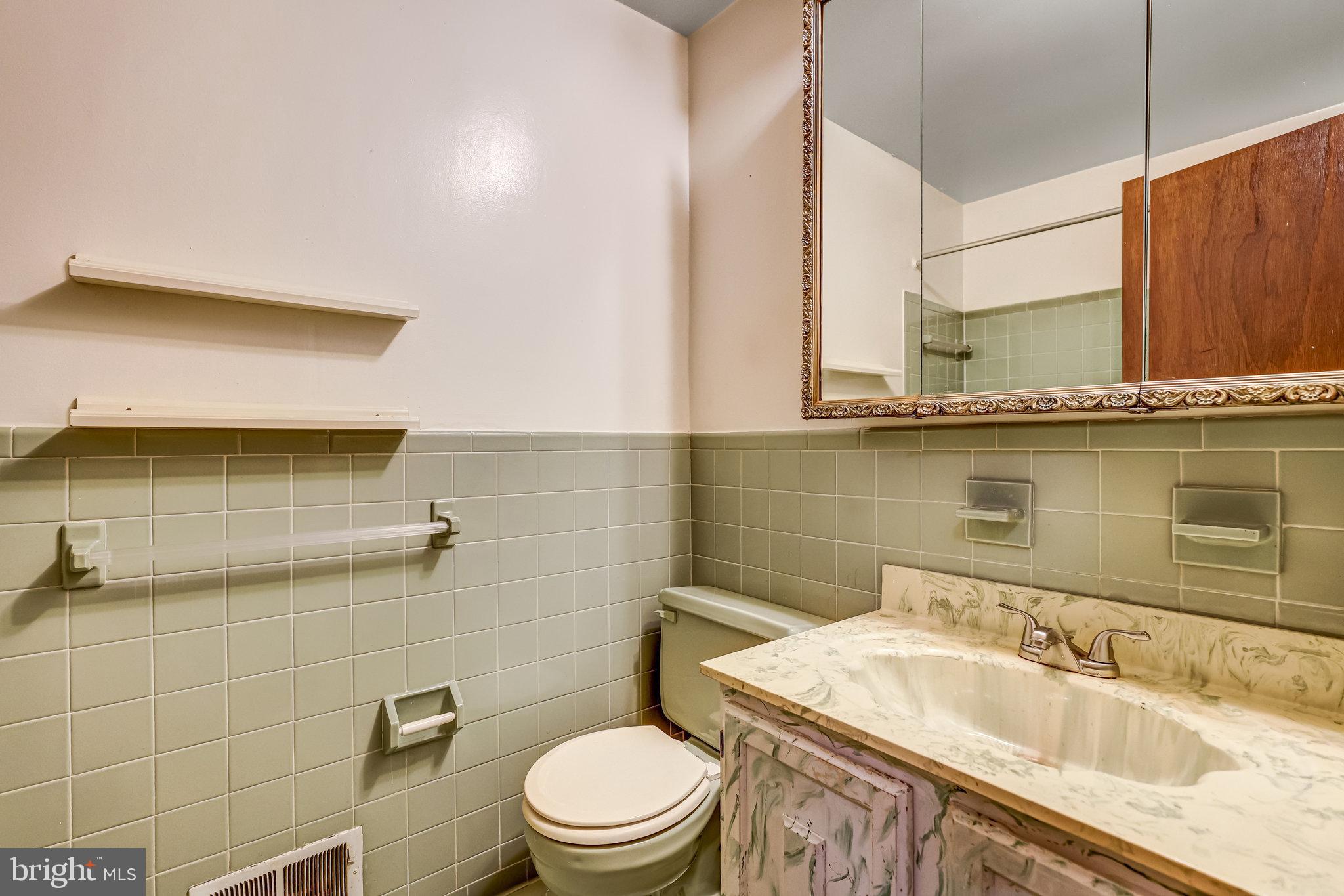 SWAN LAKE - Residential