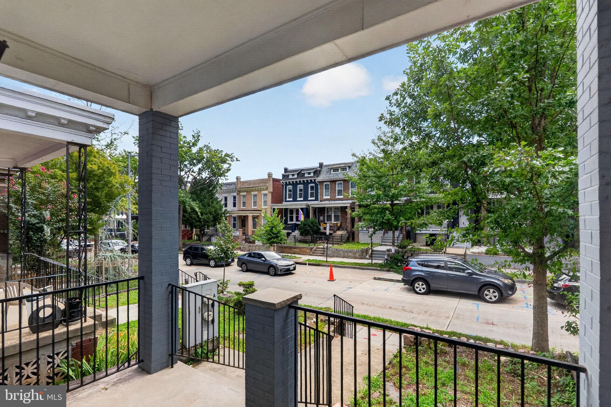 635 KENYON STREET NW UNIT A (UPPER UNIT)