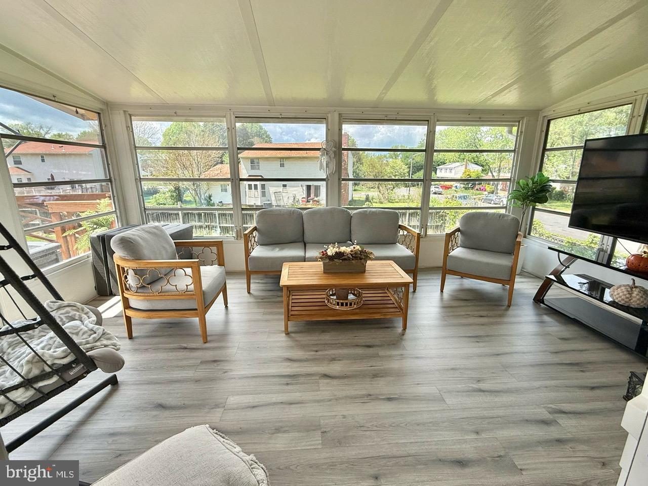 BROOKFIELD - Residential Lease