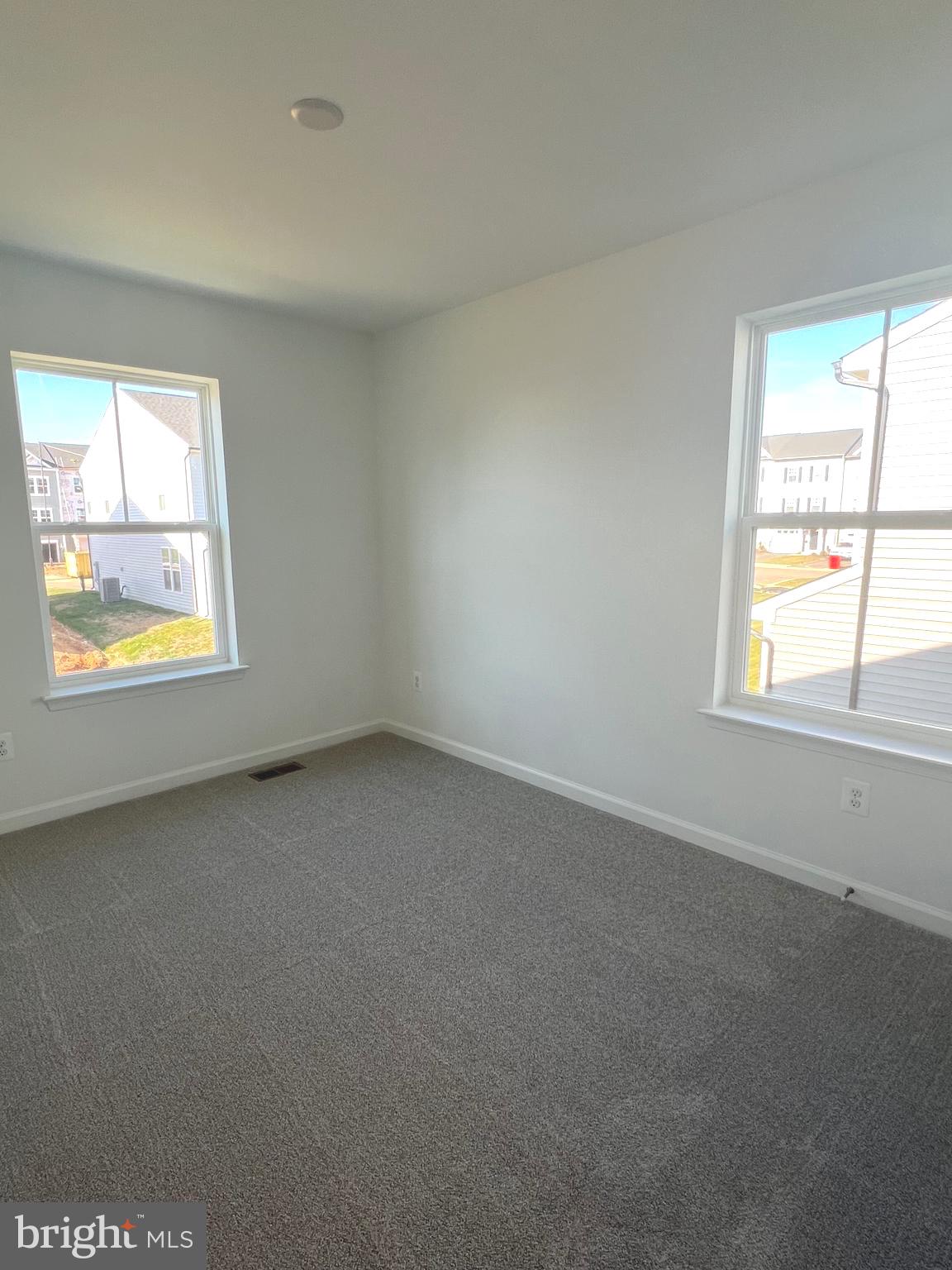 KING'S CROSSING - Residential Lease