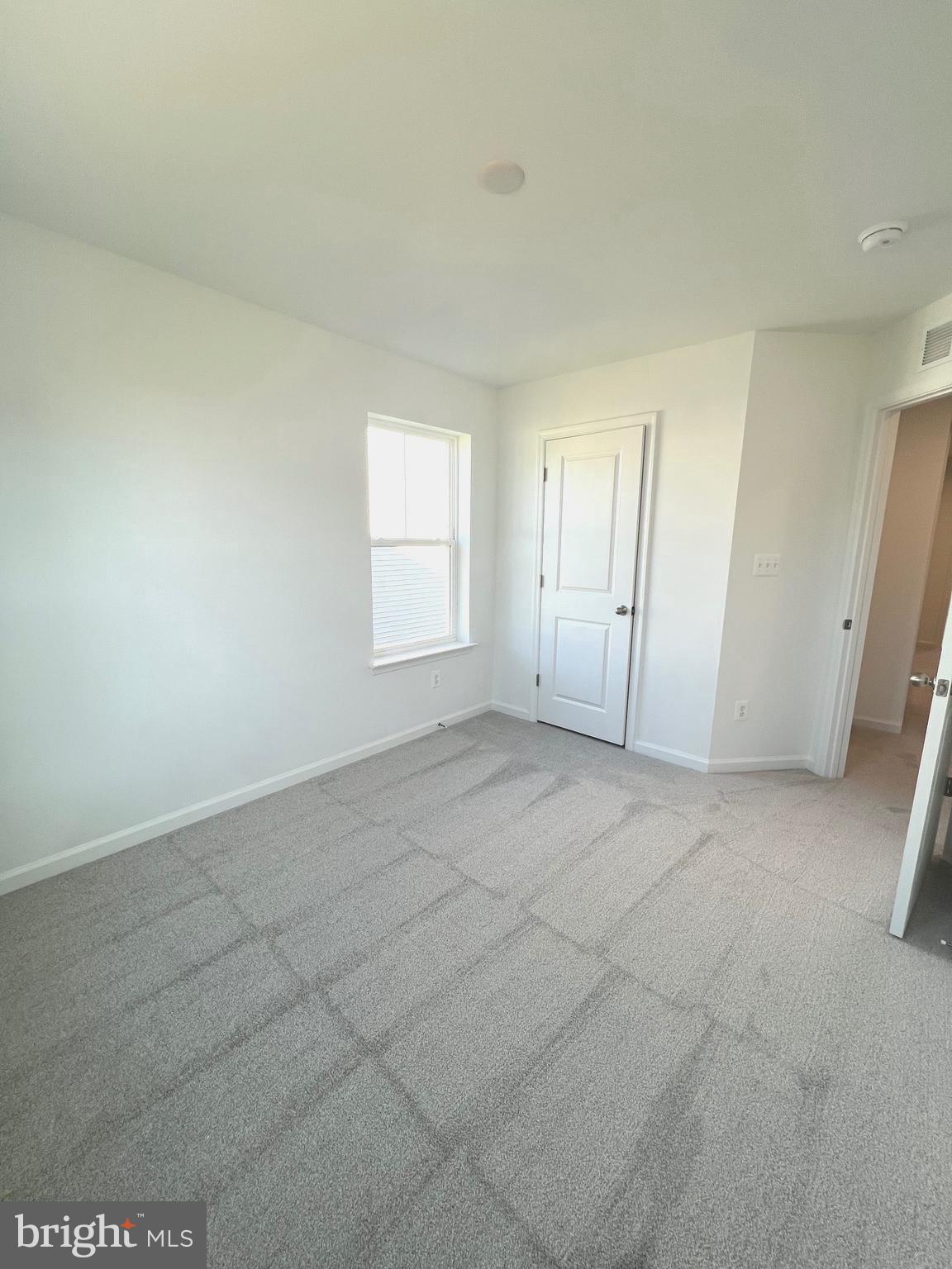 KING'S CROSSING - Residential Lease