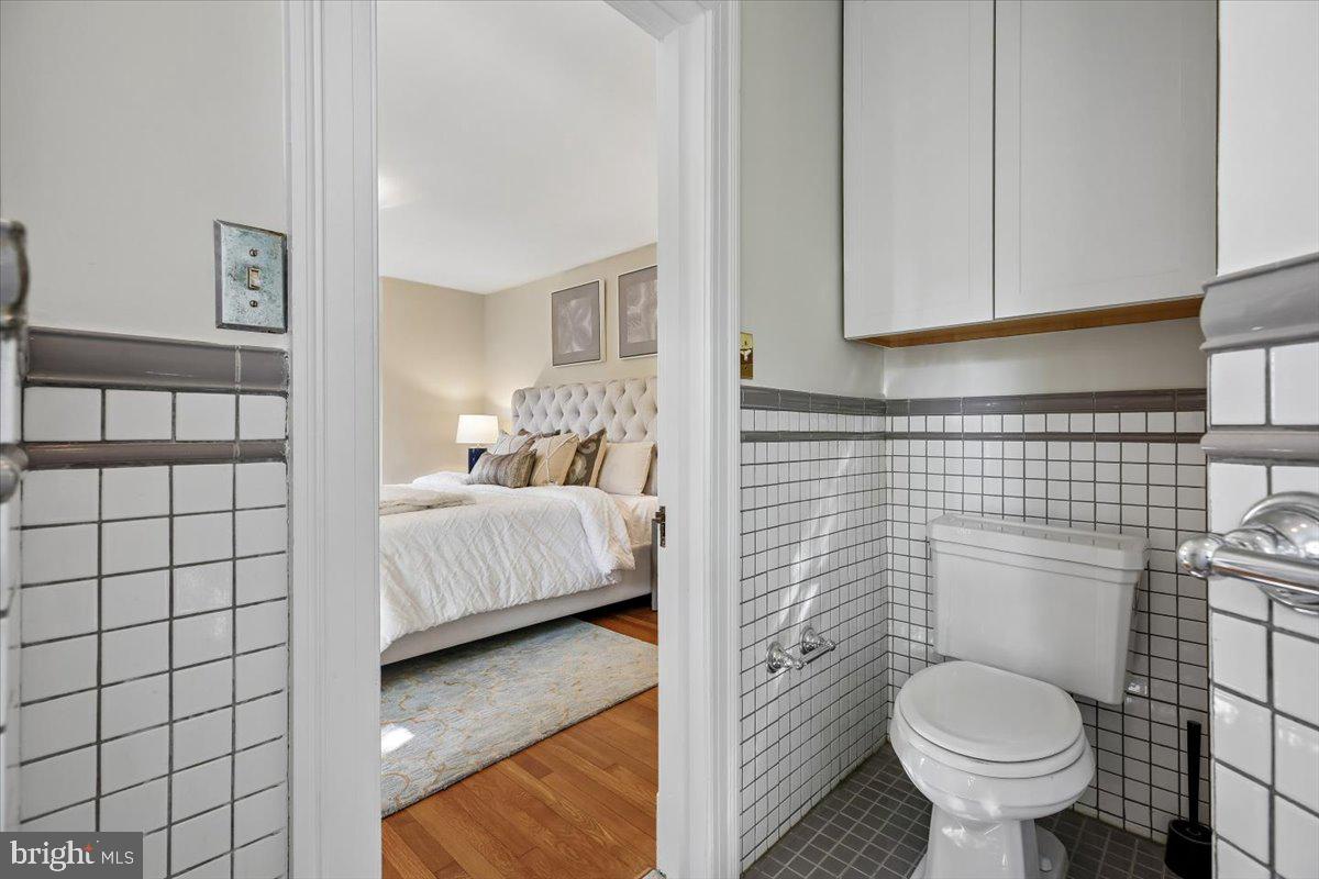 CHEVY CHASE - Residential