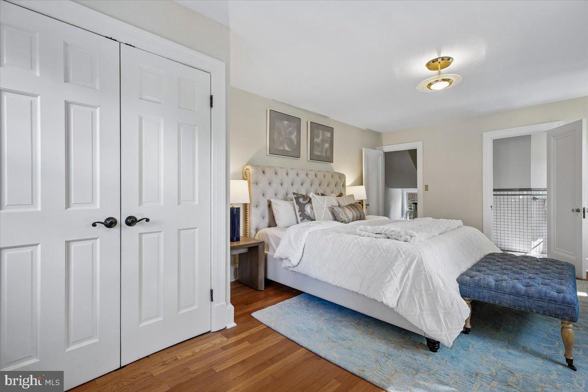 CHEVY CHASE - Residential