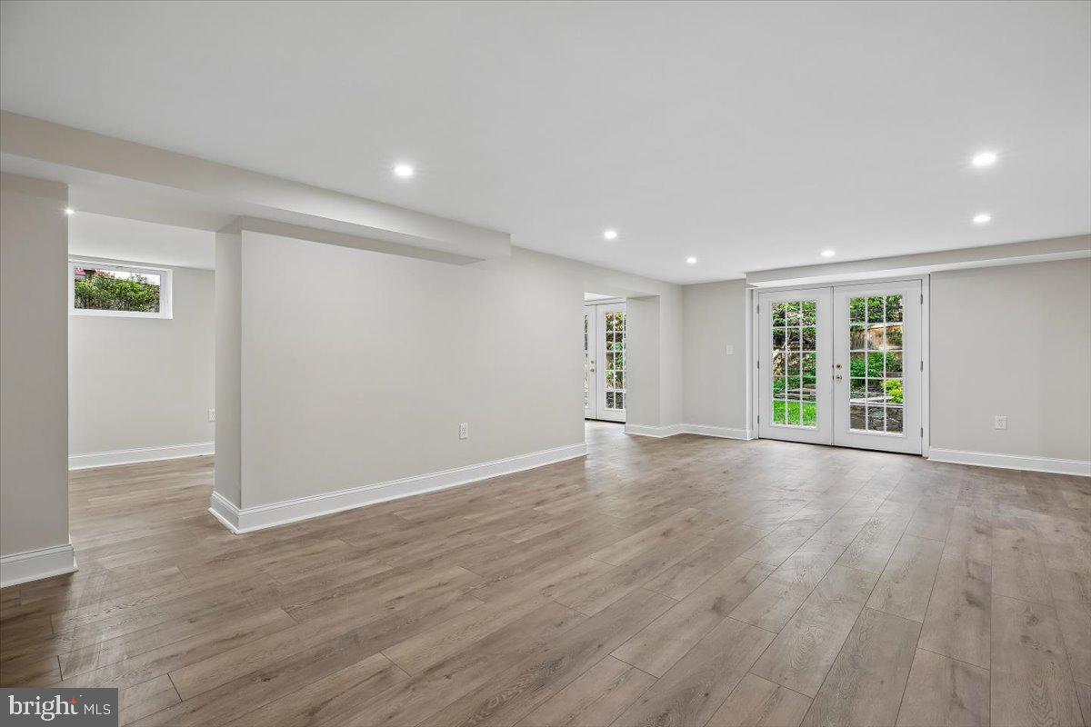 CHEVY CHASE - Residential