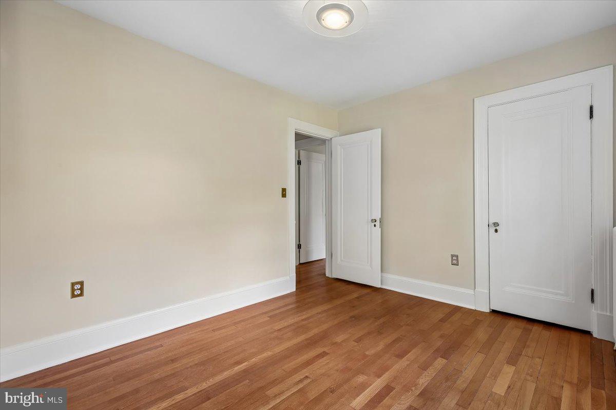 CHEVY CHASE - Residential