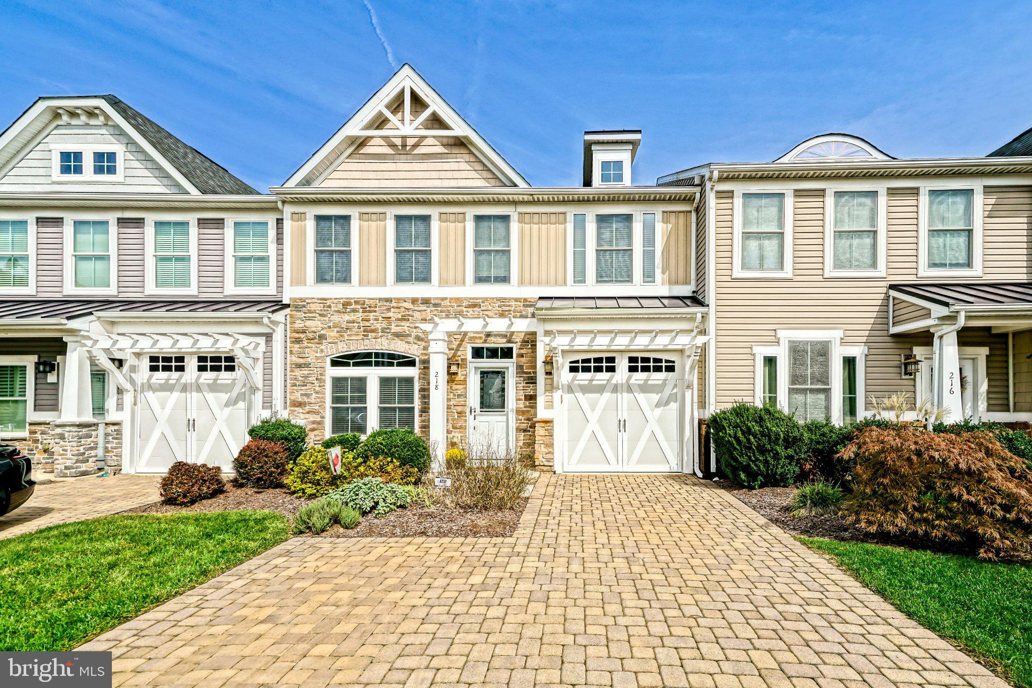 218 SAMANTHA DRIVE