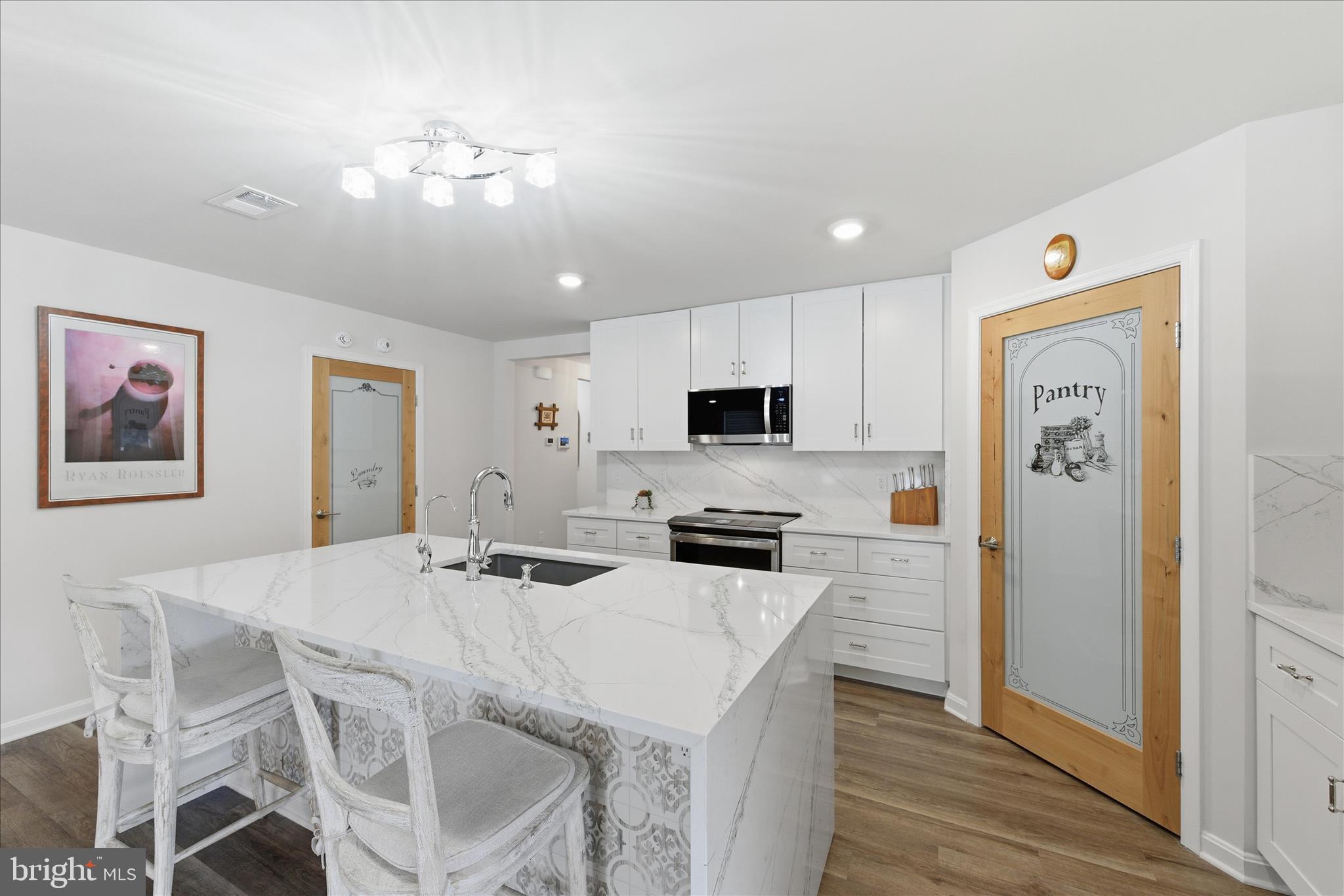 VALLEY VIEW - Residential