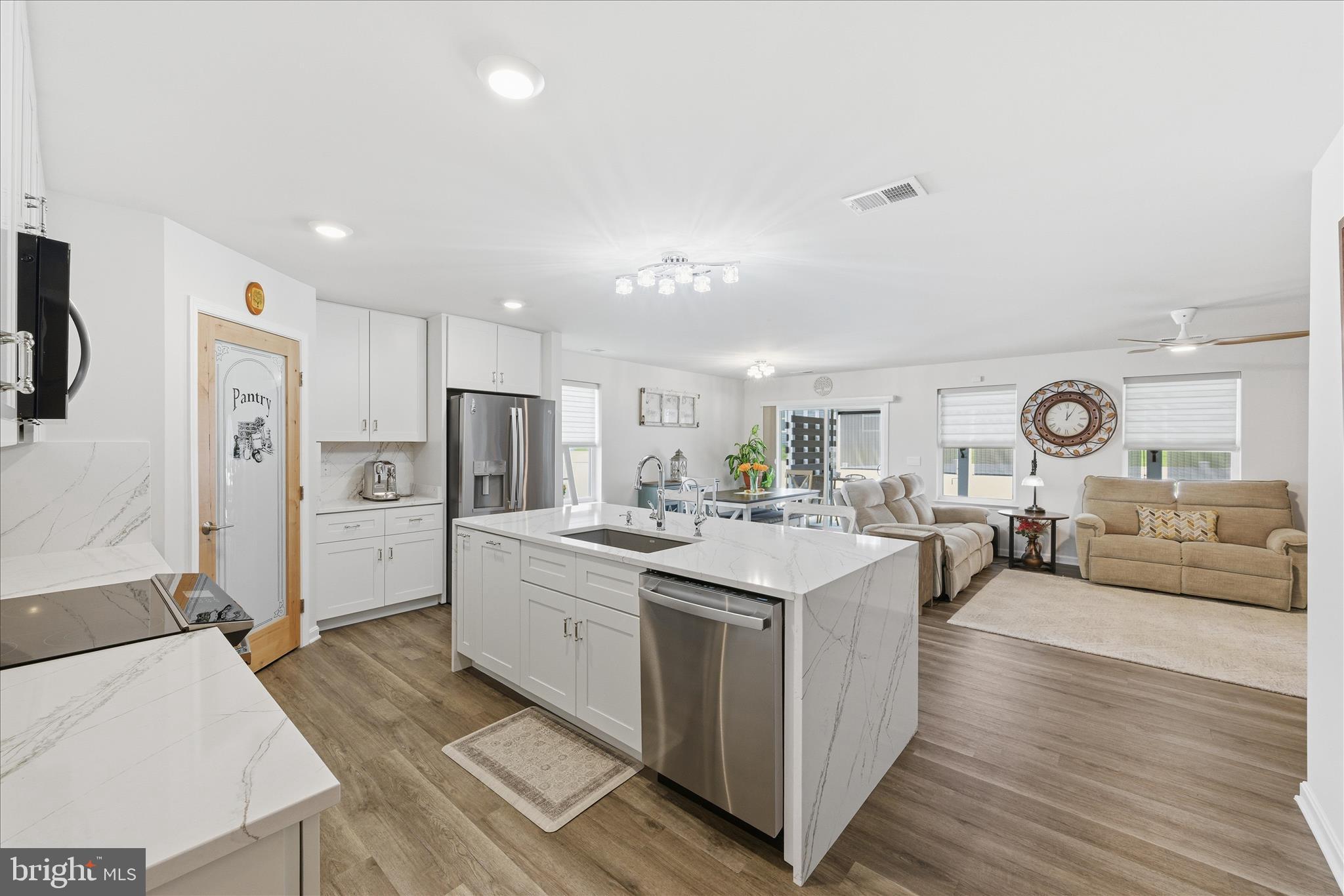 VALLEY VIEW - Residential