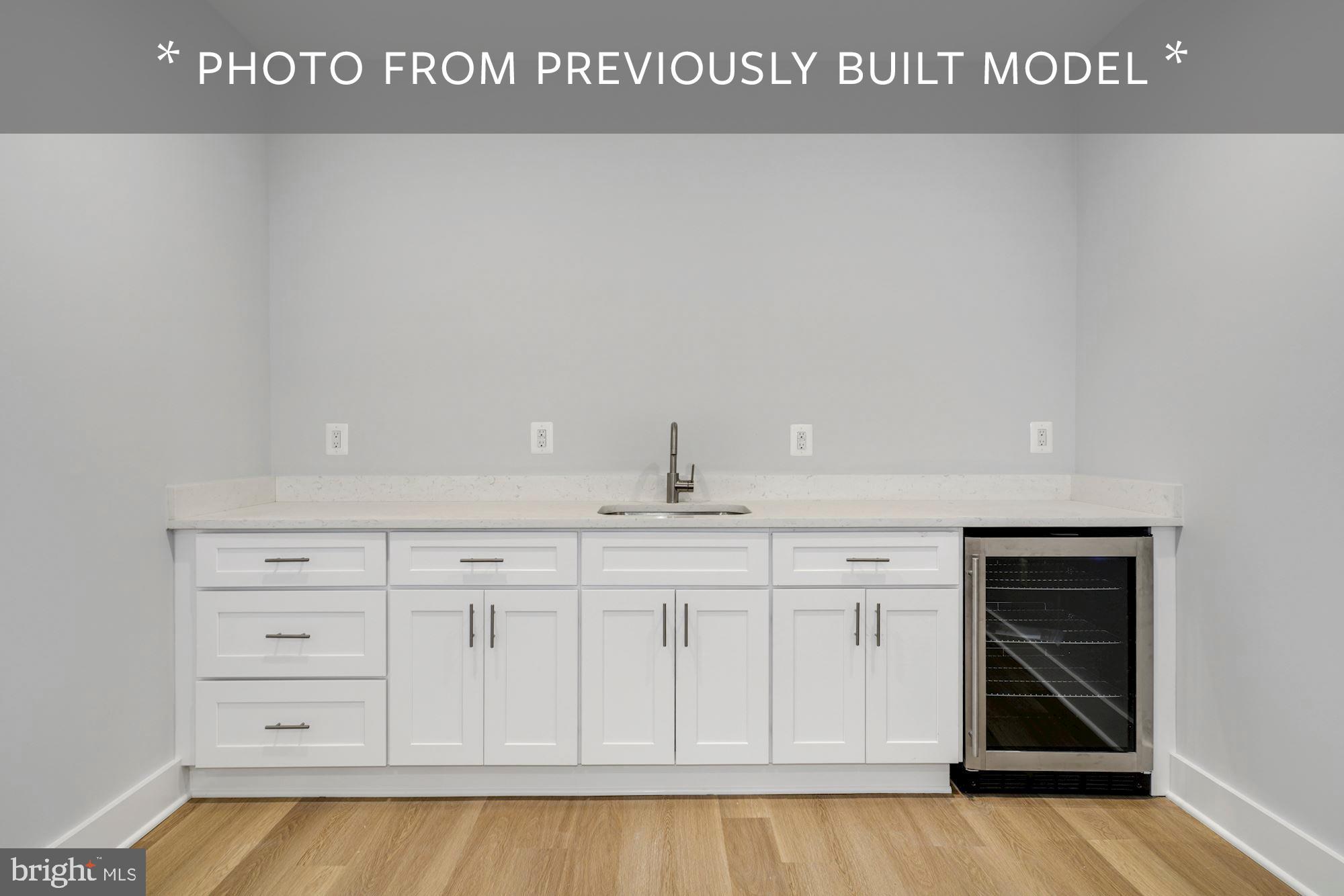 WAVERLY HILLS - Residential