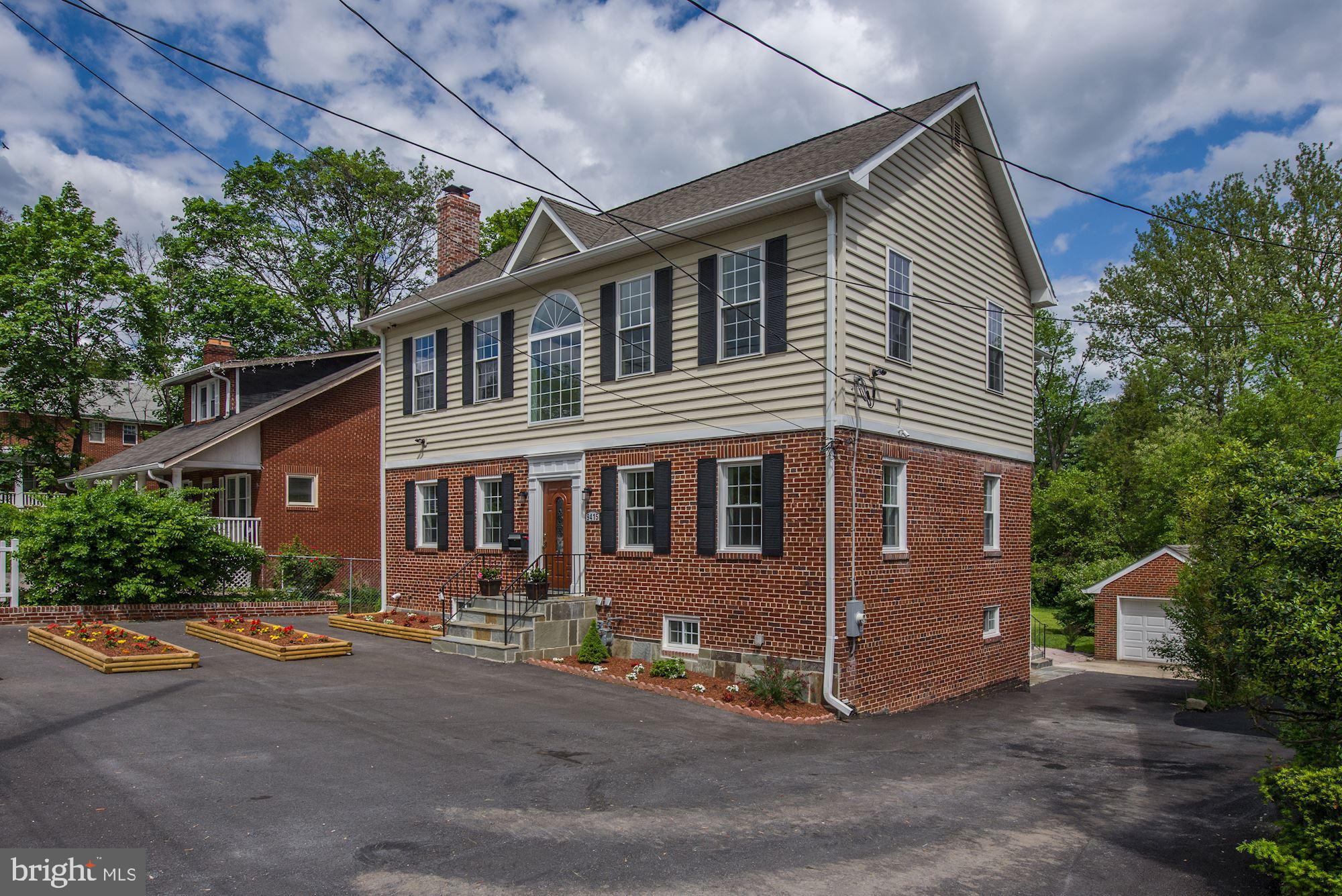 SEVEN OAKS - Residential