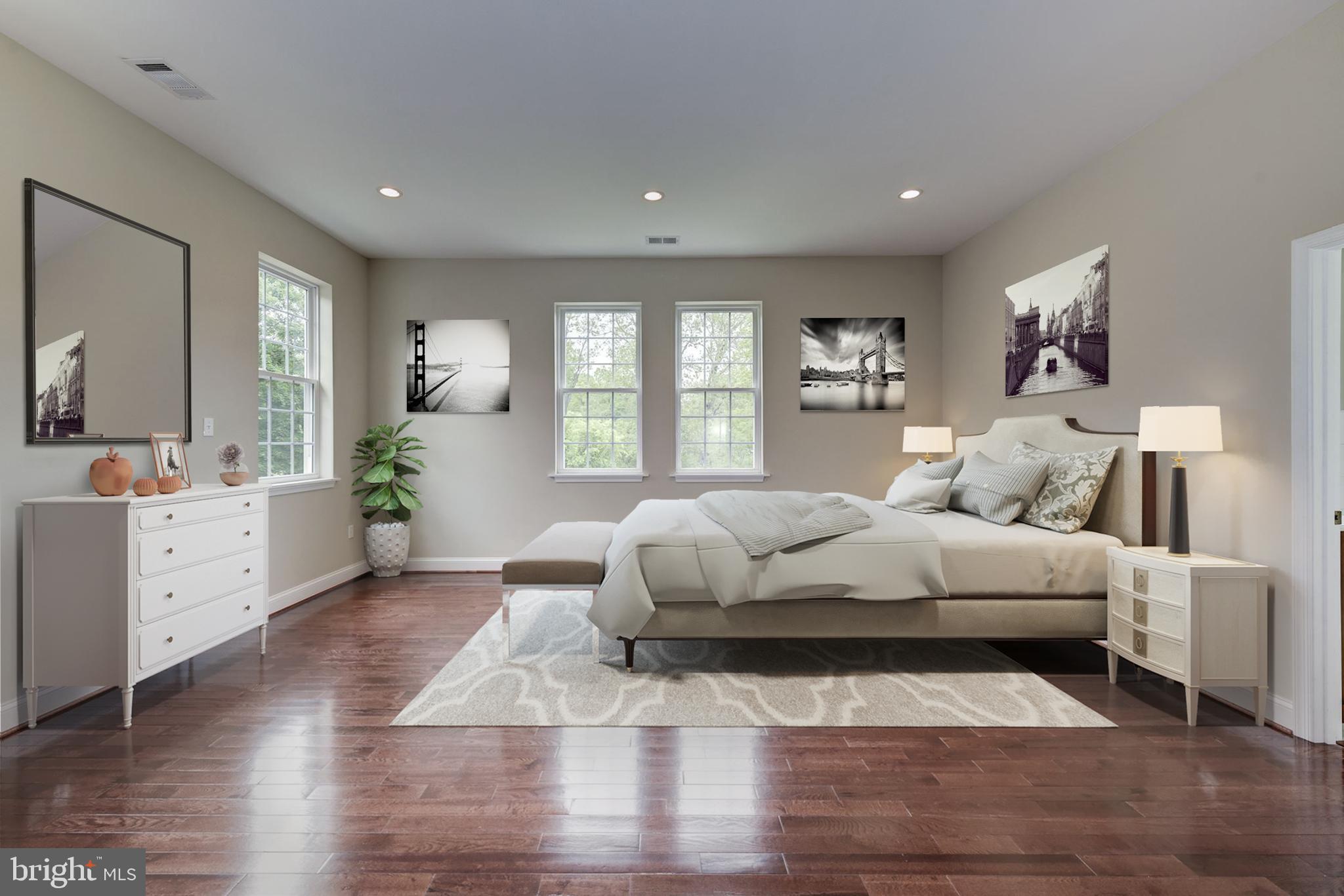 SEVEN OAKS - Residential