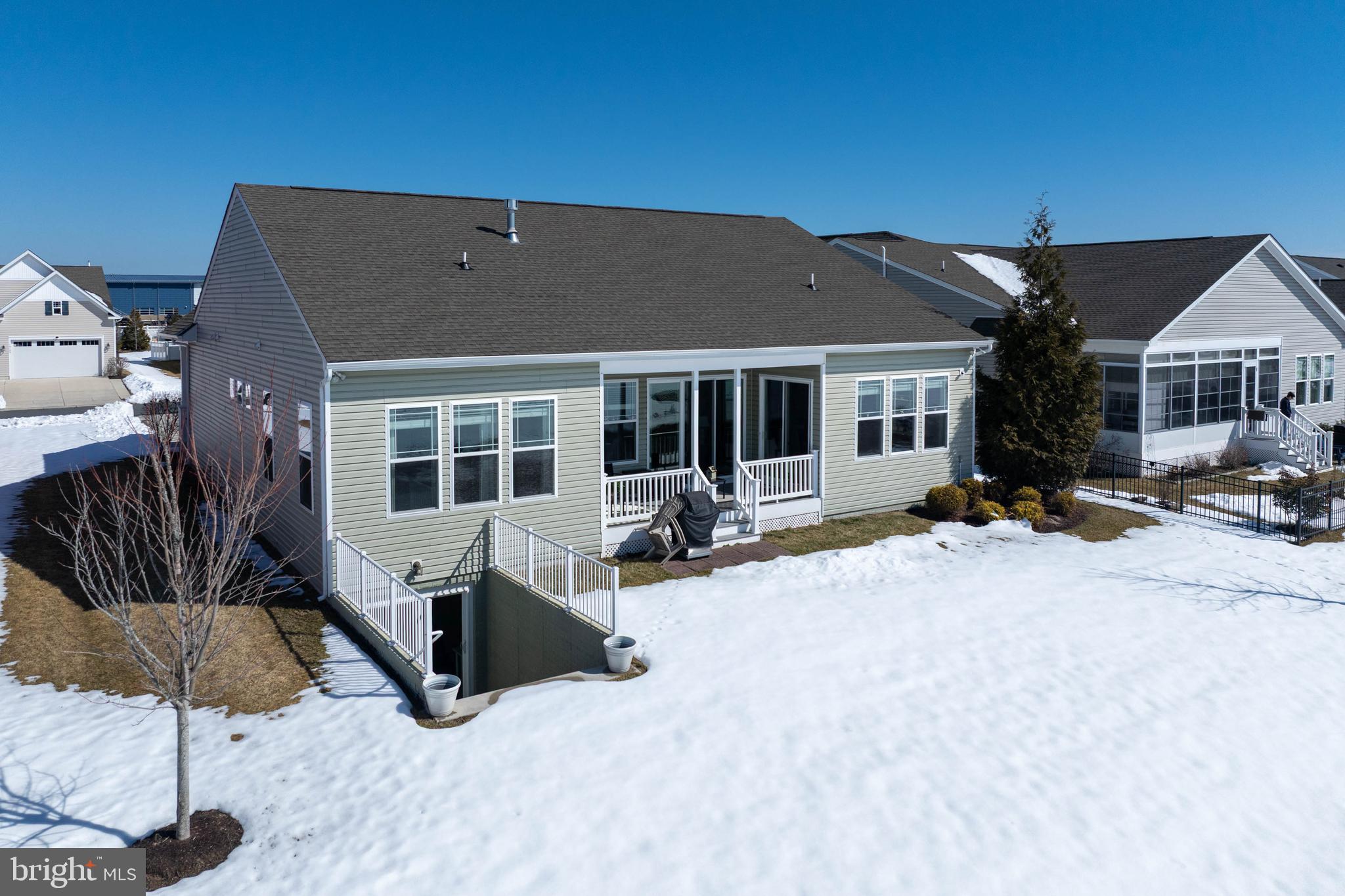 FOUR SEASONS AT BELLE TERRE - Residential