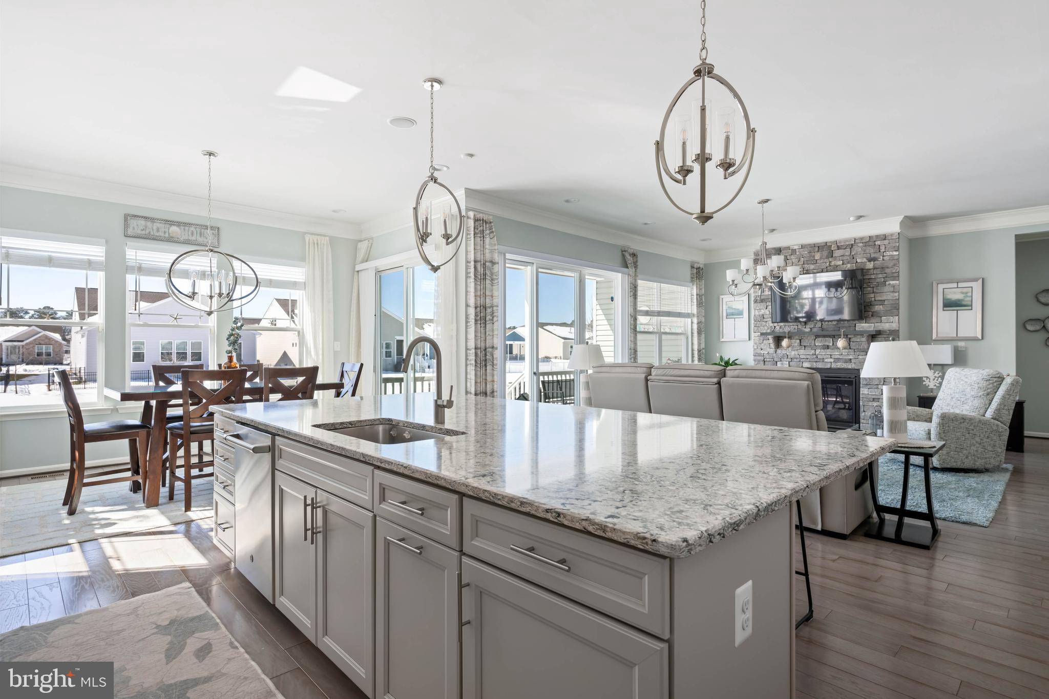 FOUR SEASONS AT BELLE TERRE - Residential