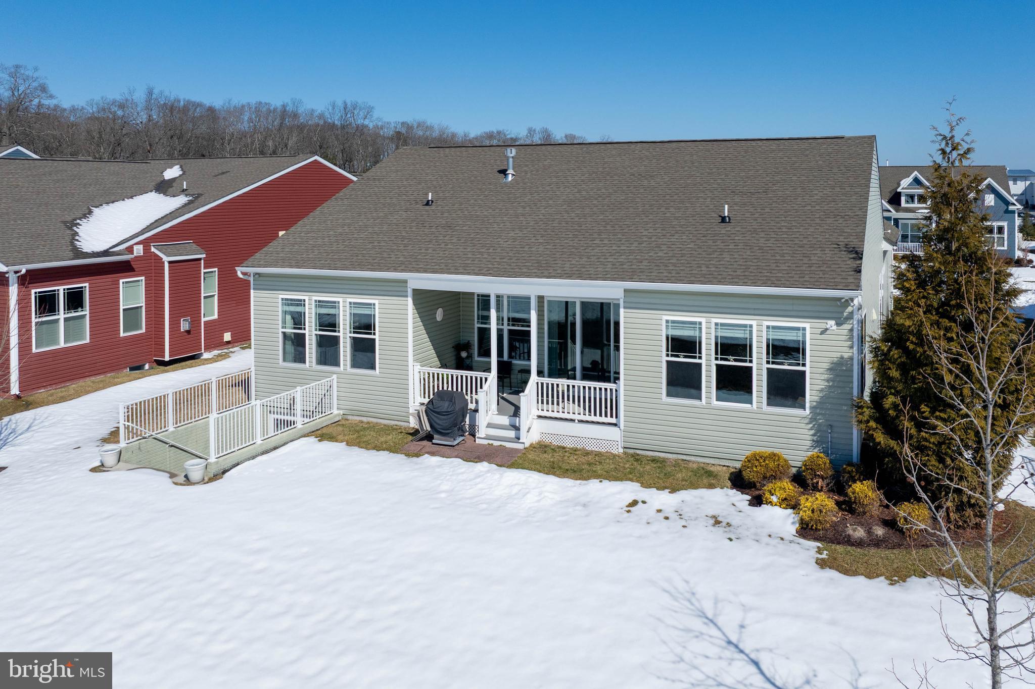 FOUR SEASONS AT BELLE TERRE - Residential