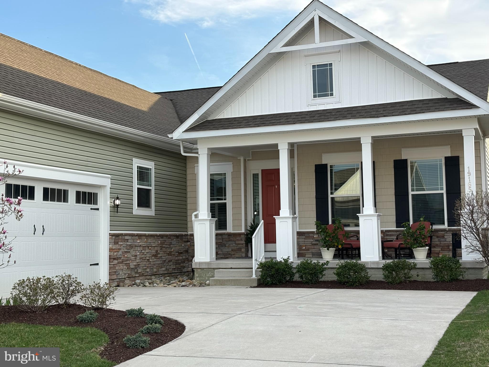 19165 CHARTRES STREET