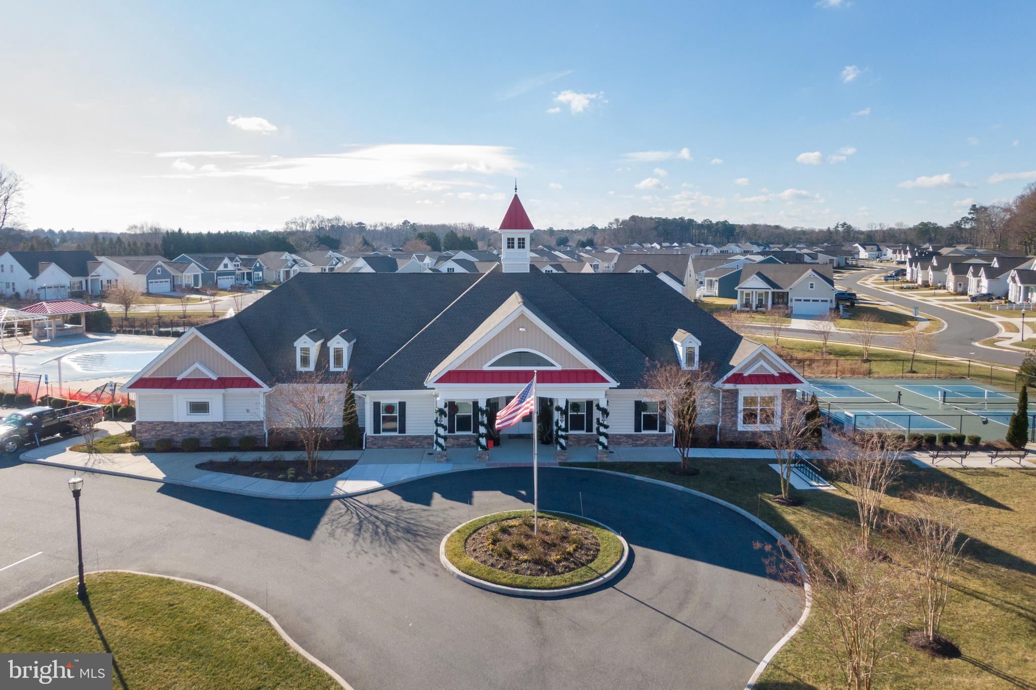 FOUR SEASONS AT BELLE TERRE - Residential