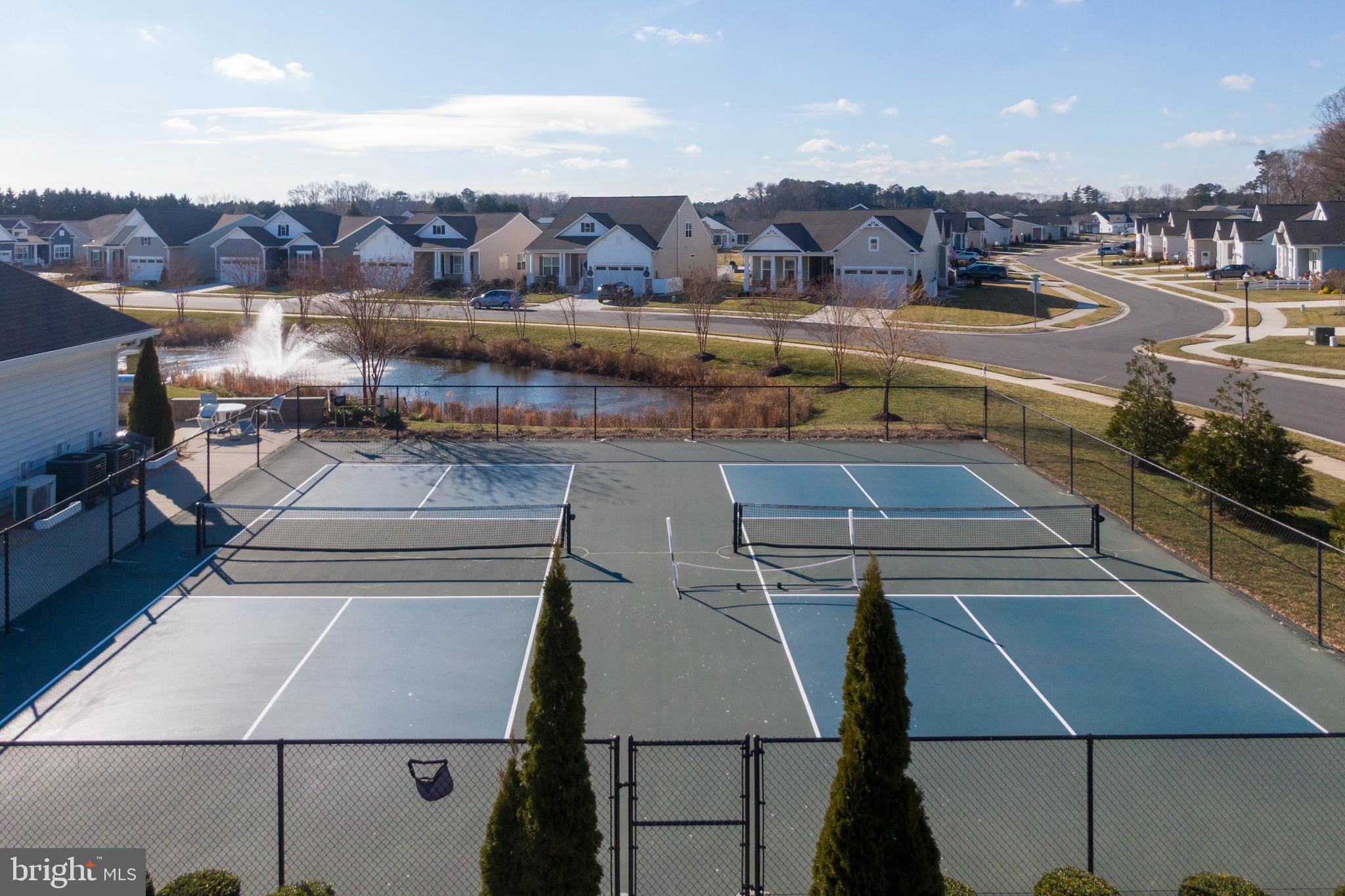 FOUR SEASONS AT BELLE TERRE - Residential