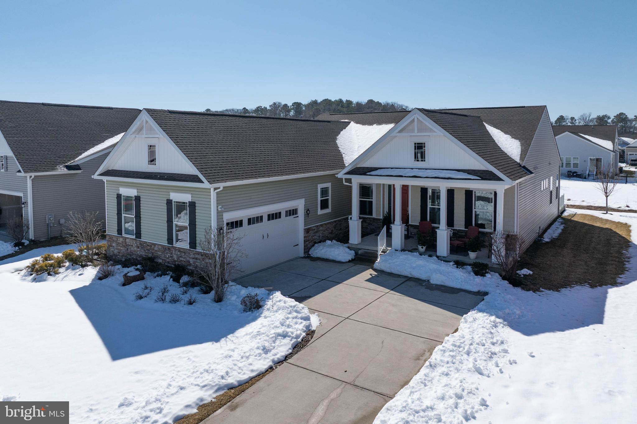 19165 CHARTRES STREET