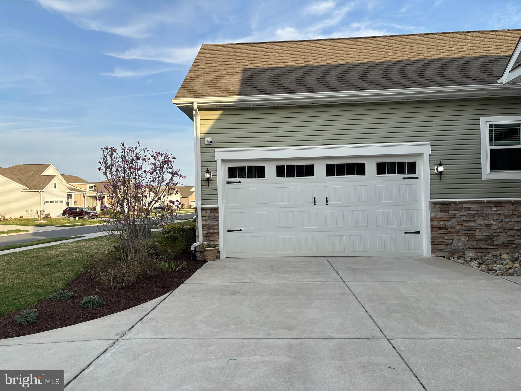 19165 CHARTRES STREET