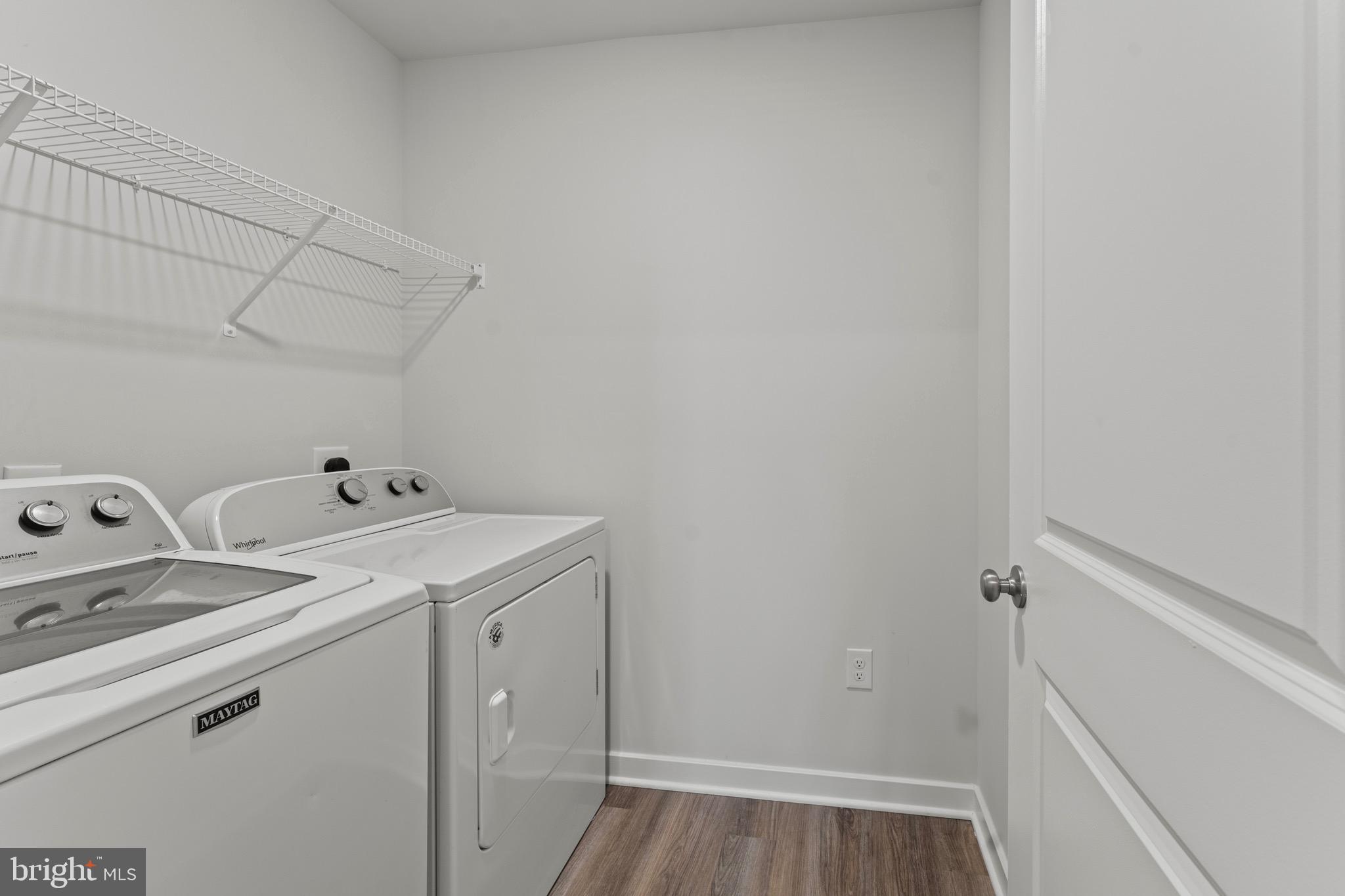 PINEGROVE - Residential