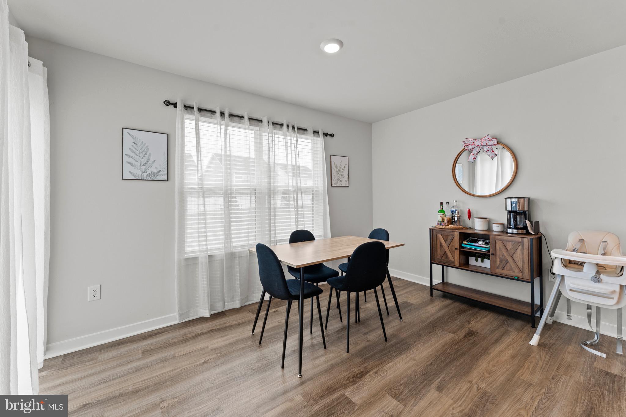 PINEGROVE - Residential