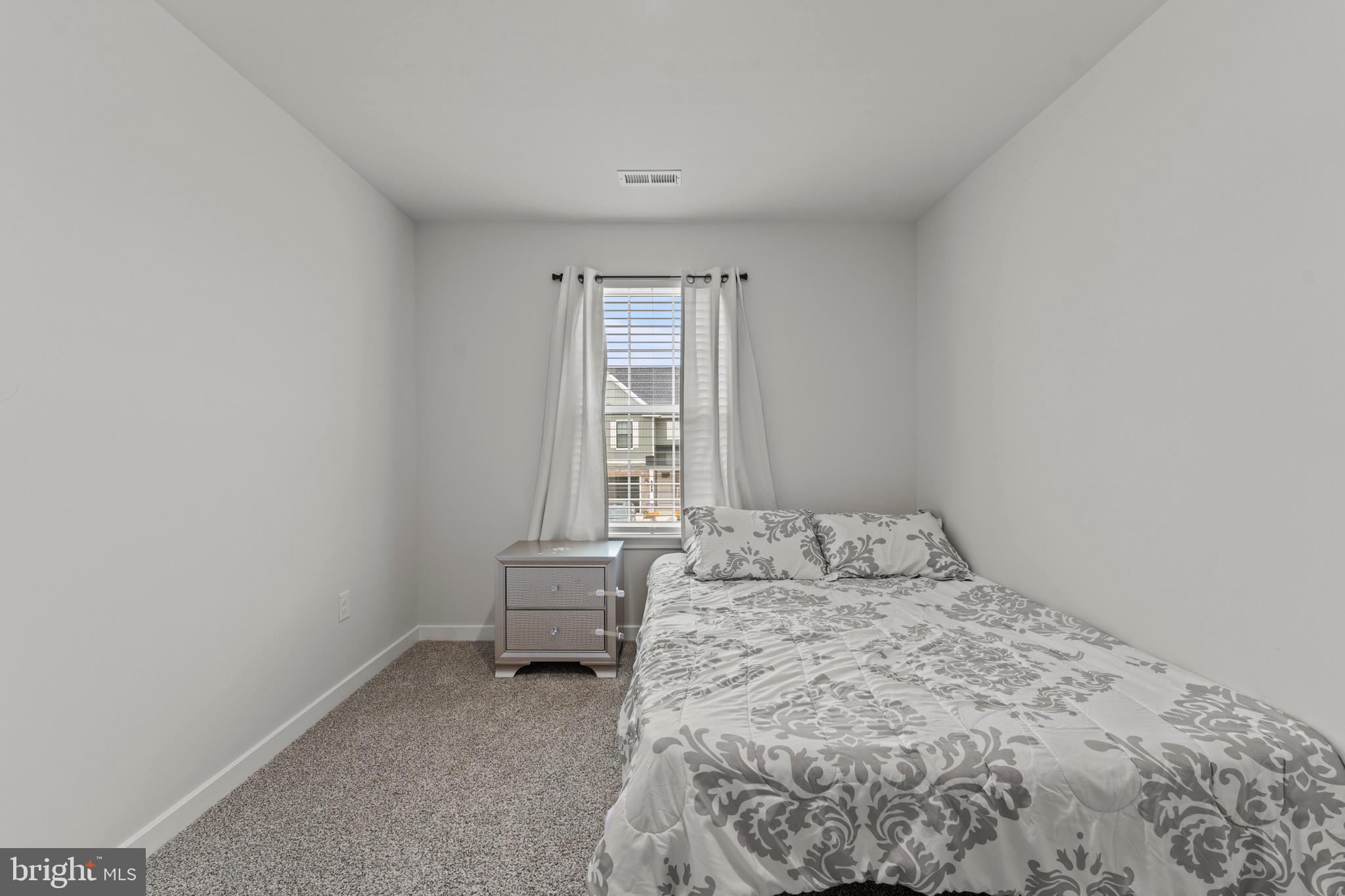 PINEGROVE - Residential