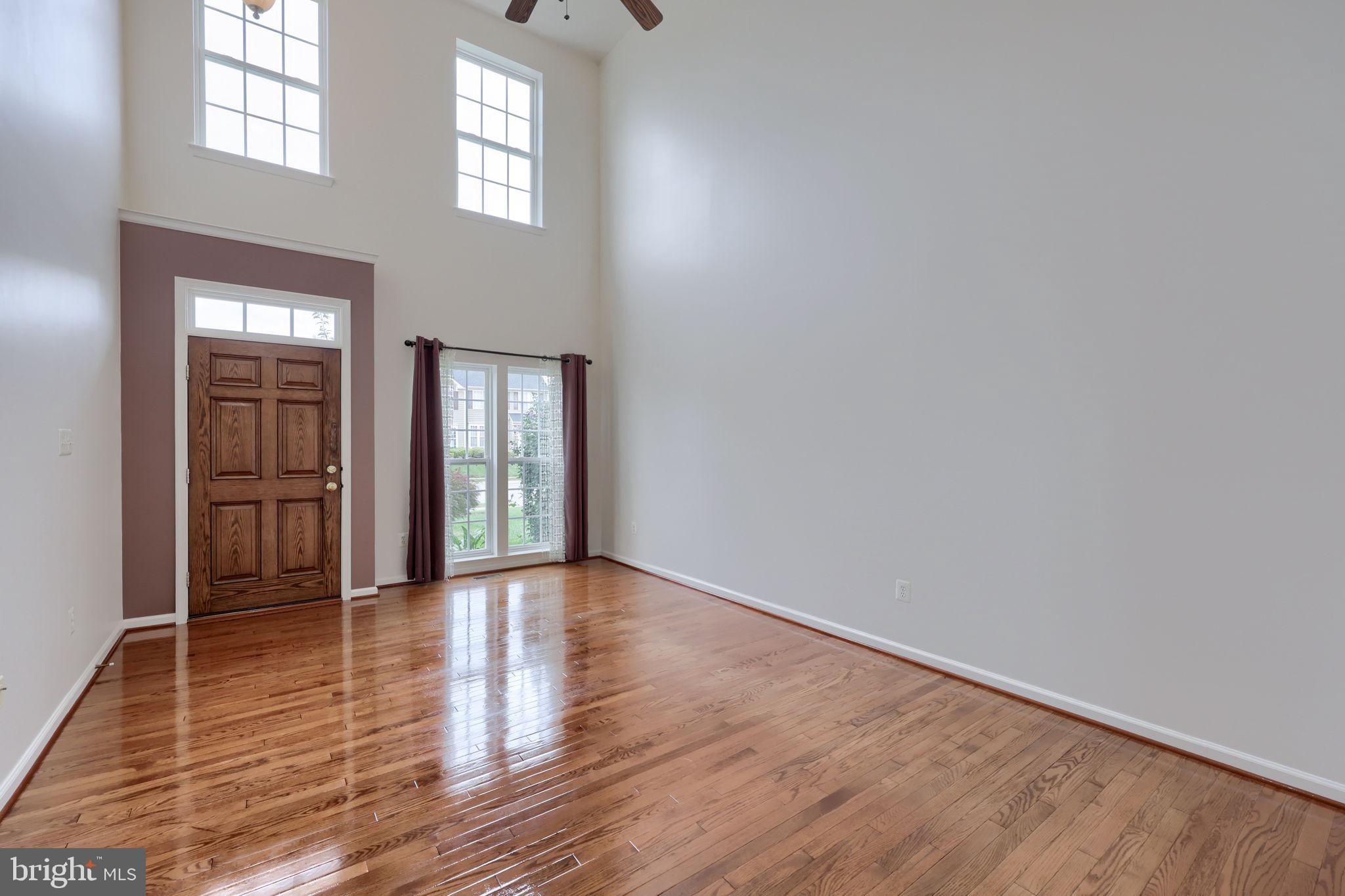 286 MAPLE DRIVE