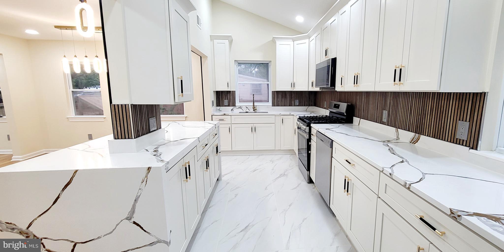 FRANCONIA HEIGHTS - Residential