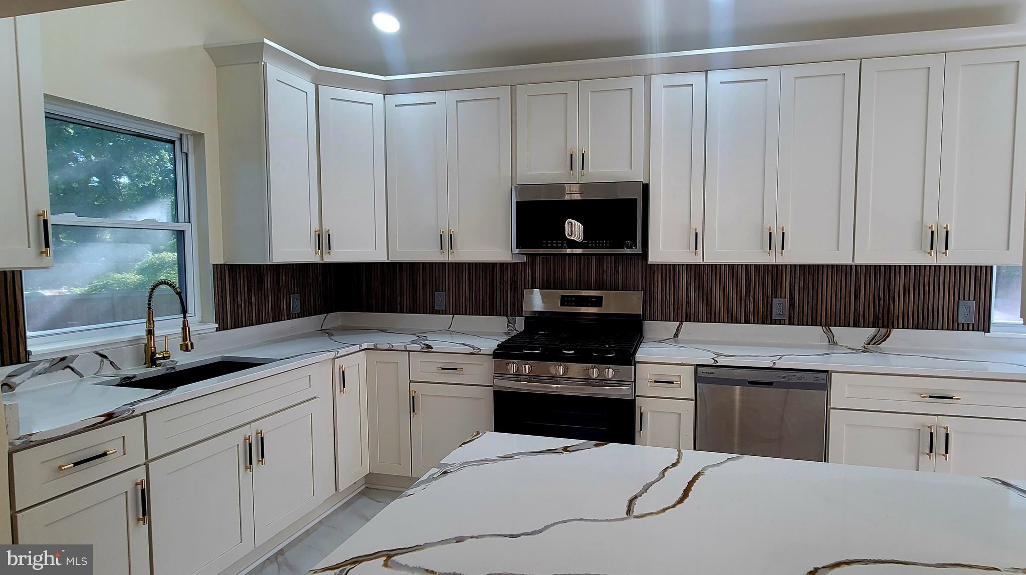 FRANCONIA HEIGHTS - Residential