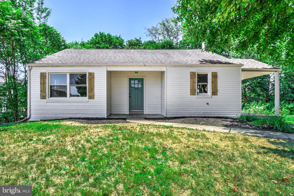 Photo of 355 Brandt Road, Landisville, PA 17538 (MLS # PALA2053236)