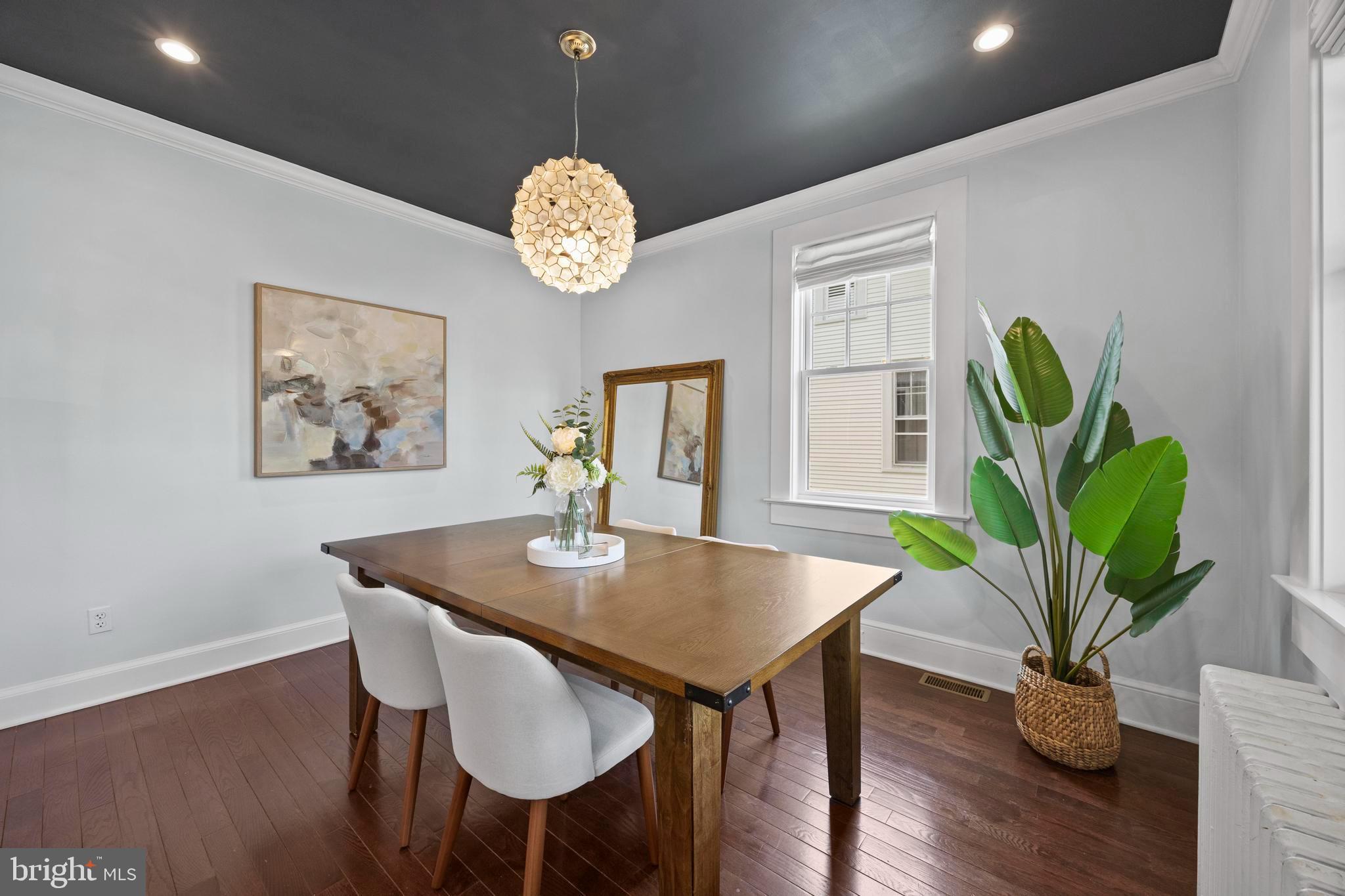 ROSEMONT - Residential