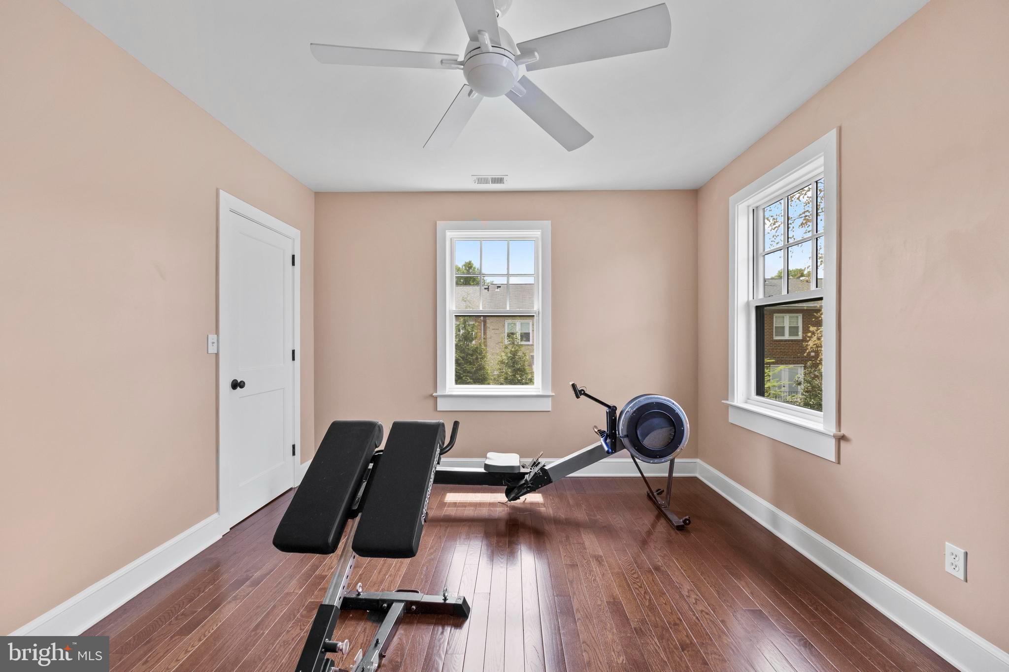 ROSEMONT - Residential