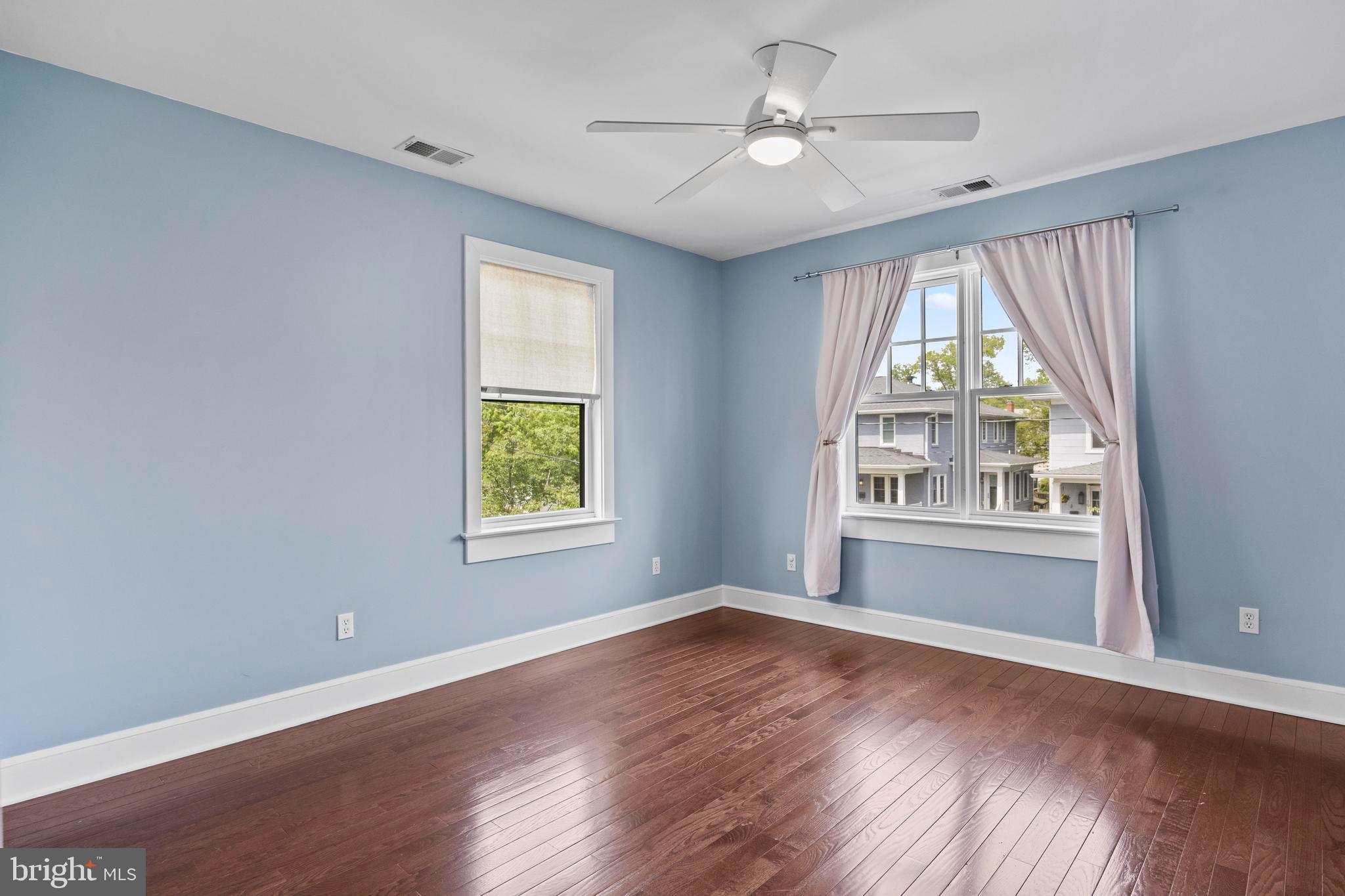 ROSEMONT - Residential