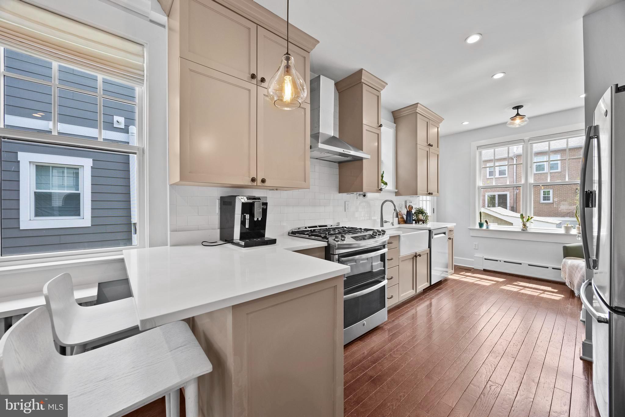 ROSEMONT - Residential