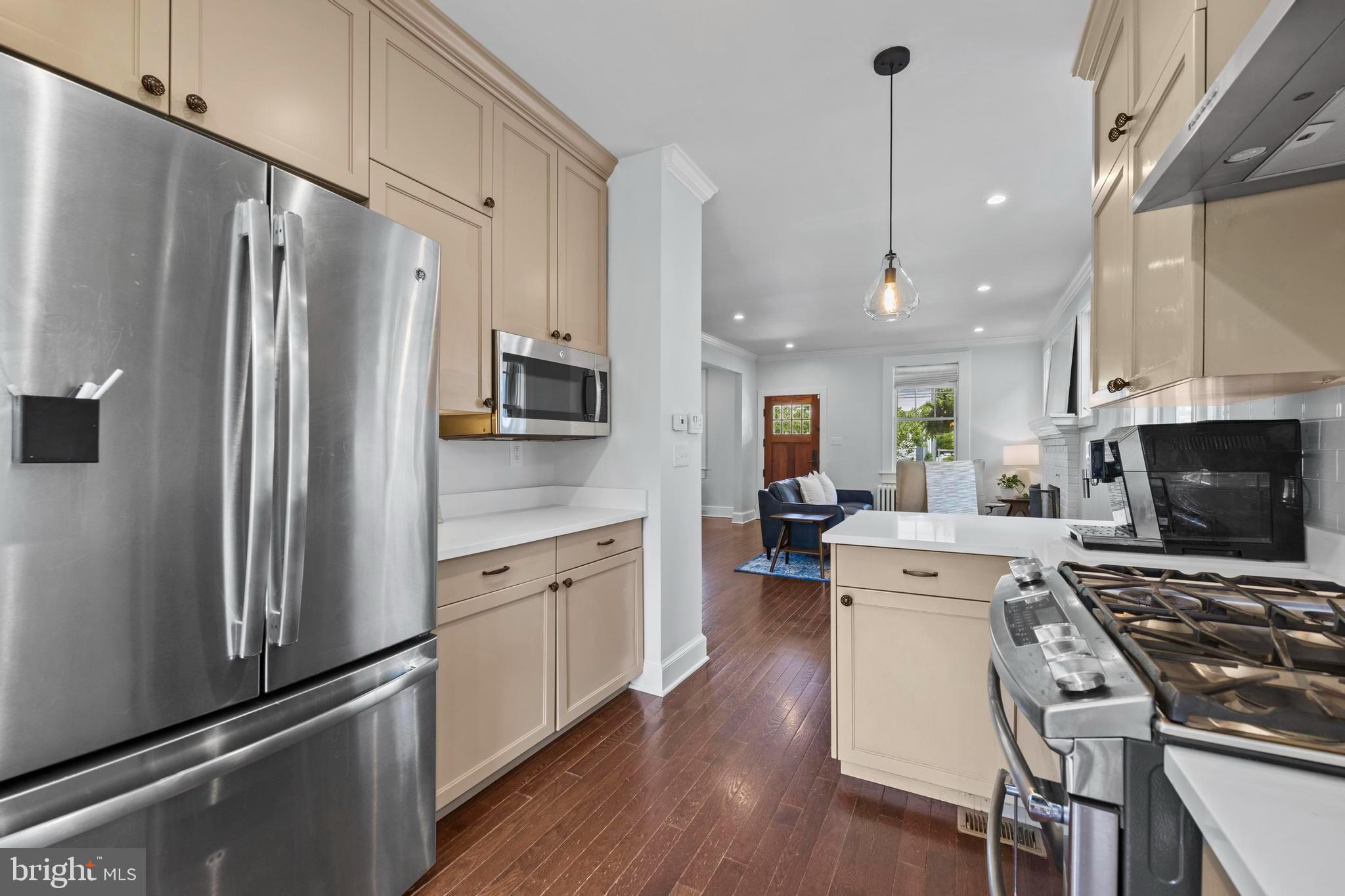 ROSEMONT - Residential